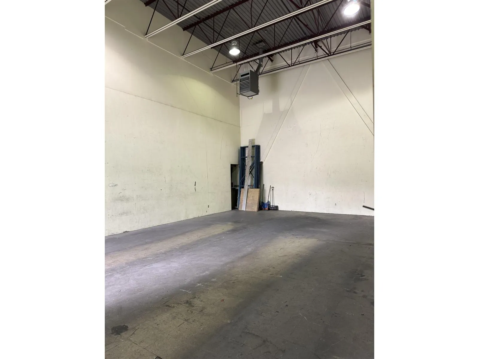 8 13025 84 AVENUE