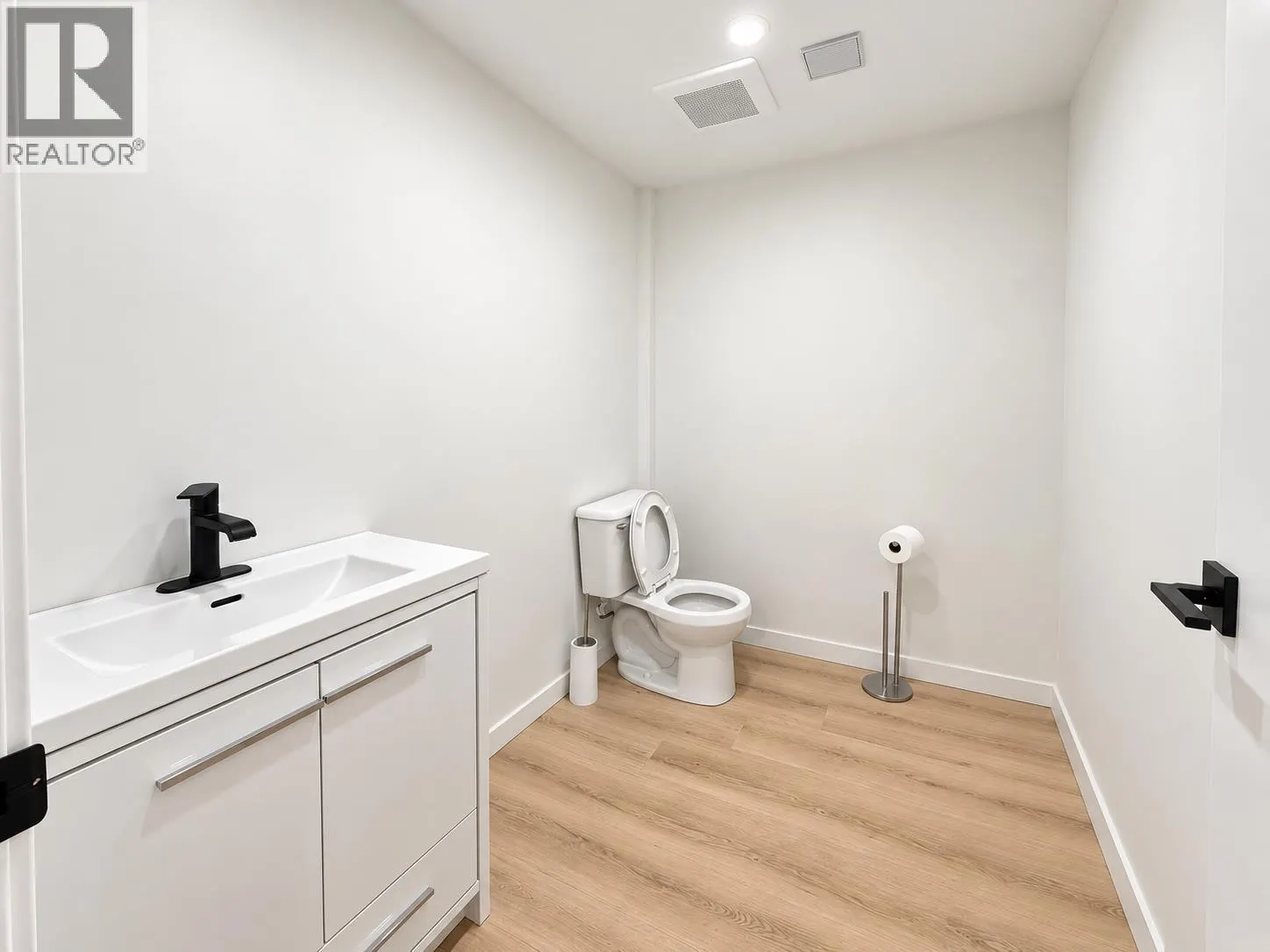 103 4899 VANGUARD ROAD