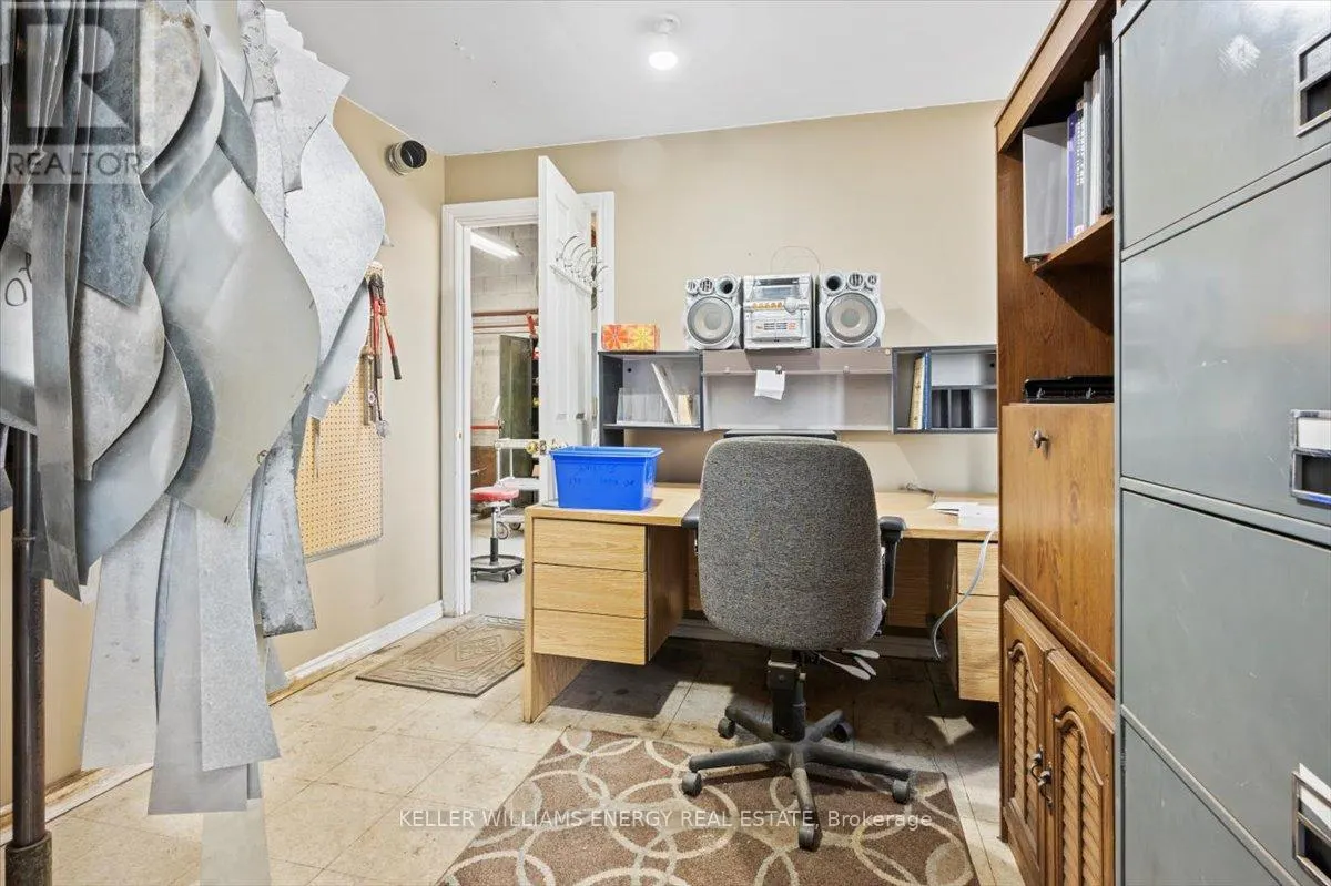 UNIT 16 - 1033 TOY AVENUE, #Unit 16