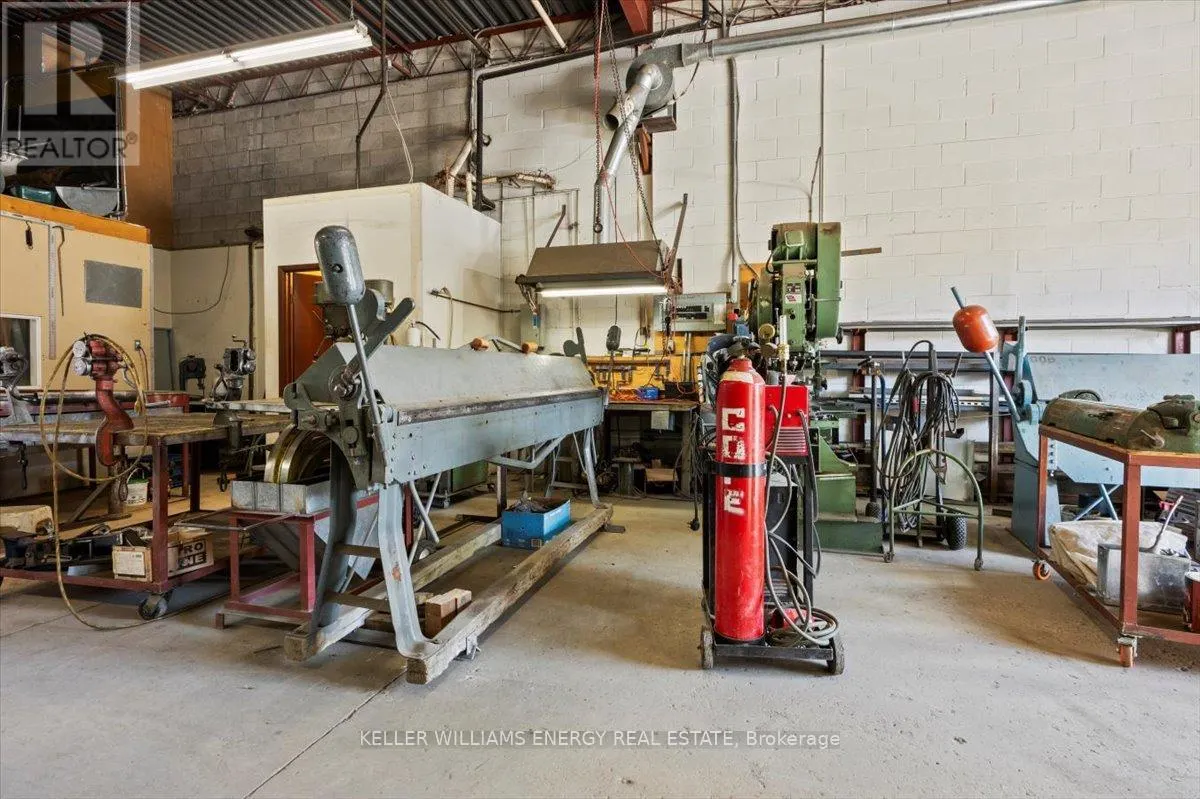 UNIT 16 - 1033 TOY AVENUE, #Unit 16