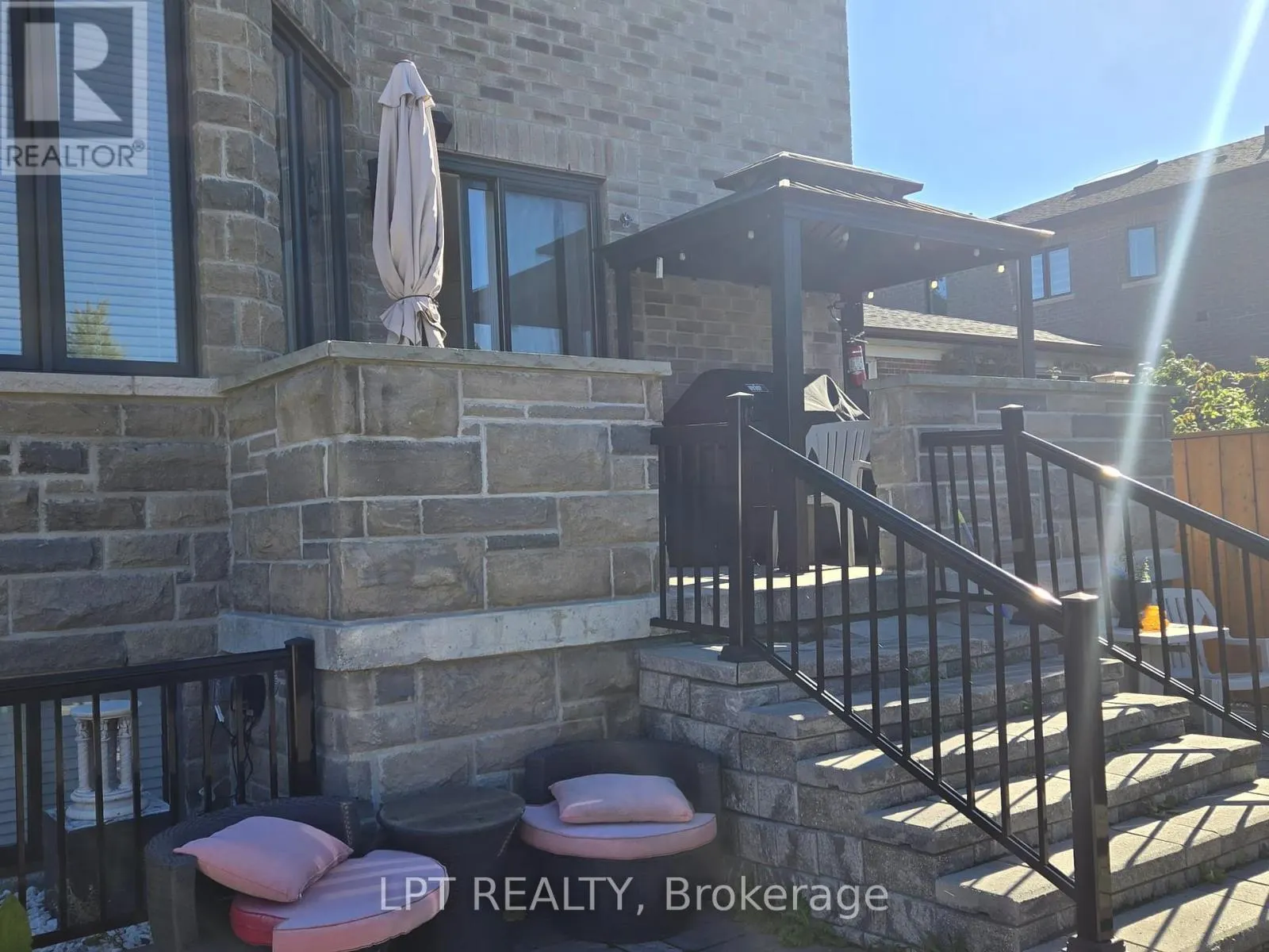 386 KENNEDY ROAD