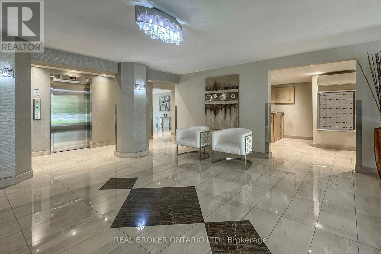 1012 - 2 GLAMORGAN AVENUE