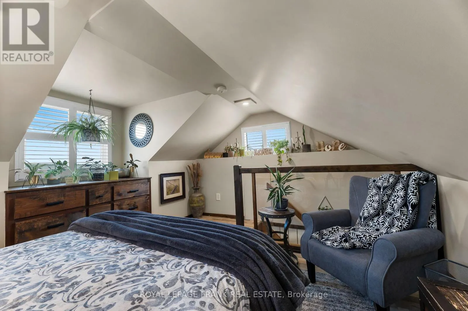 264 WILLIAMS POINT ROAD