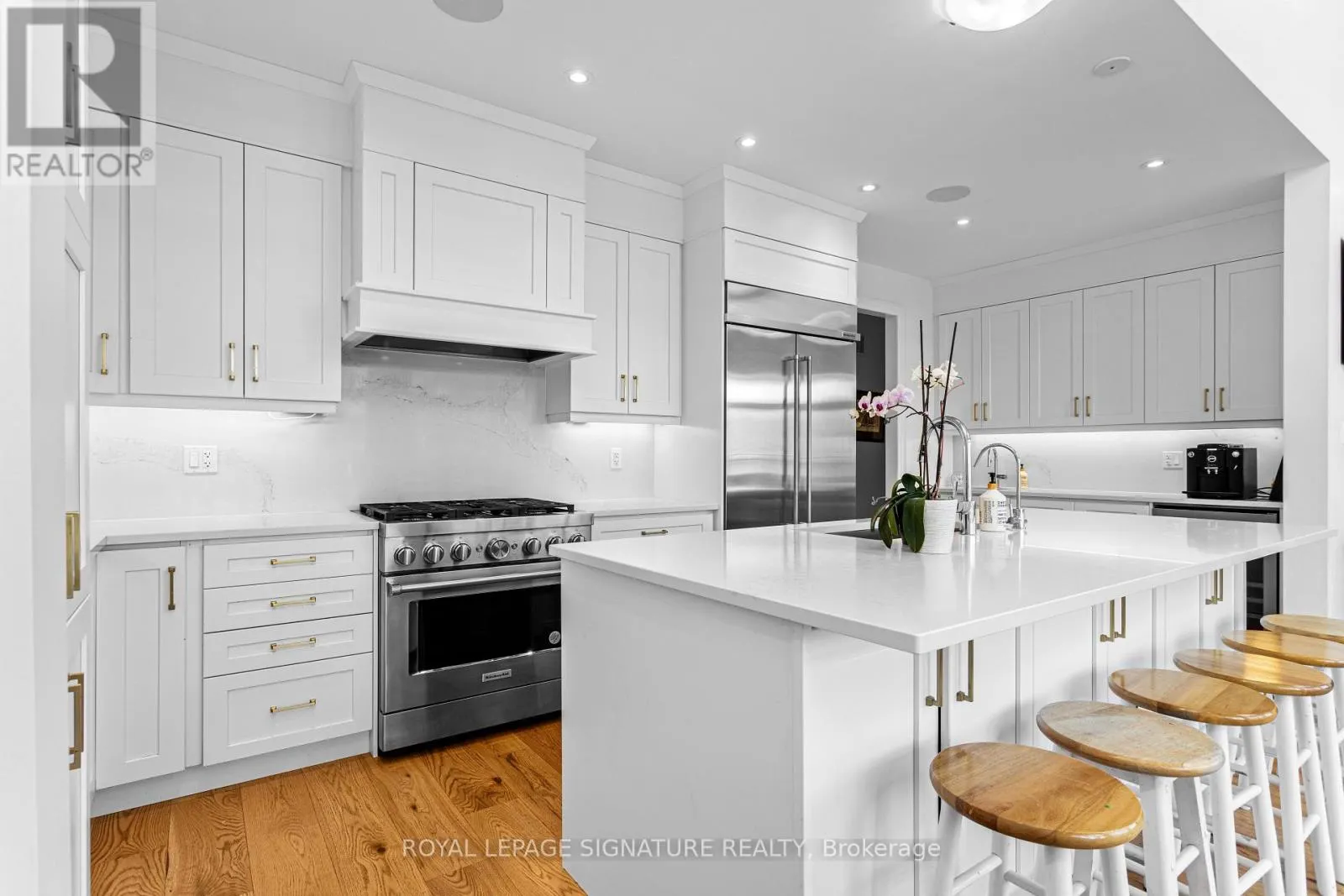 85 HOLTBY COURT