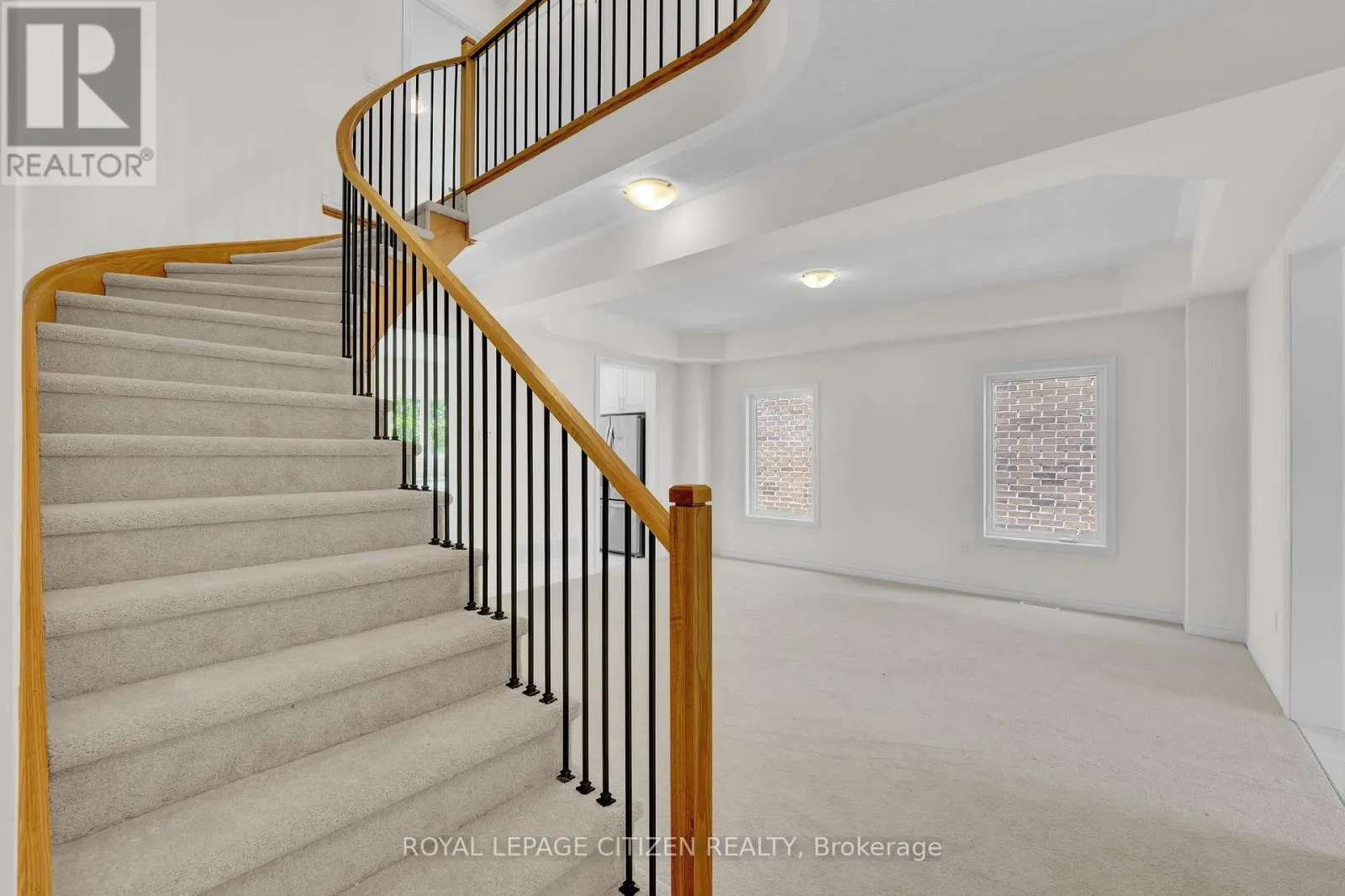 98 NORTH GARDEN BOULEVARD W