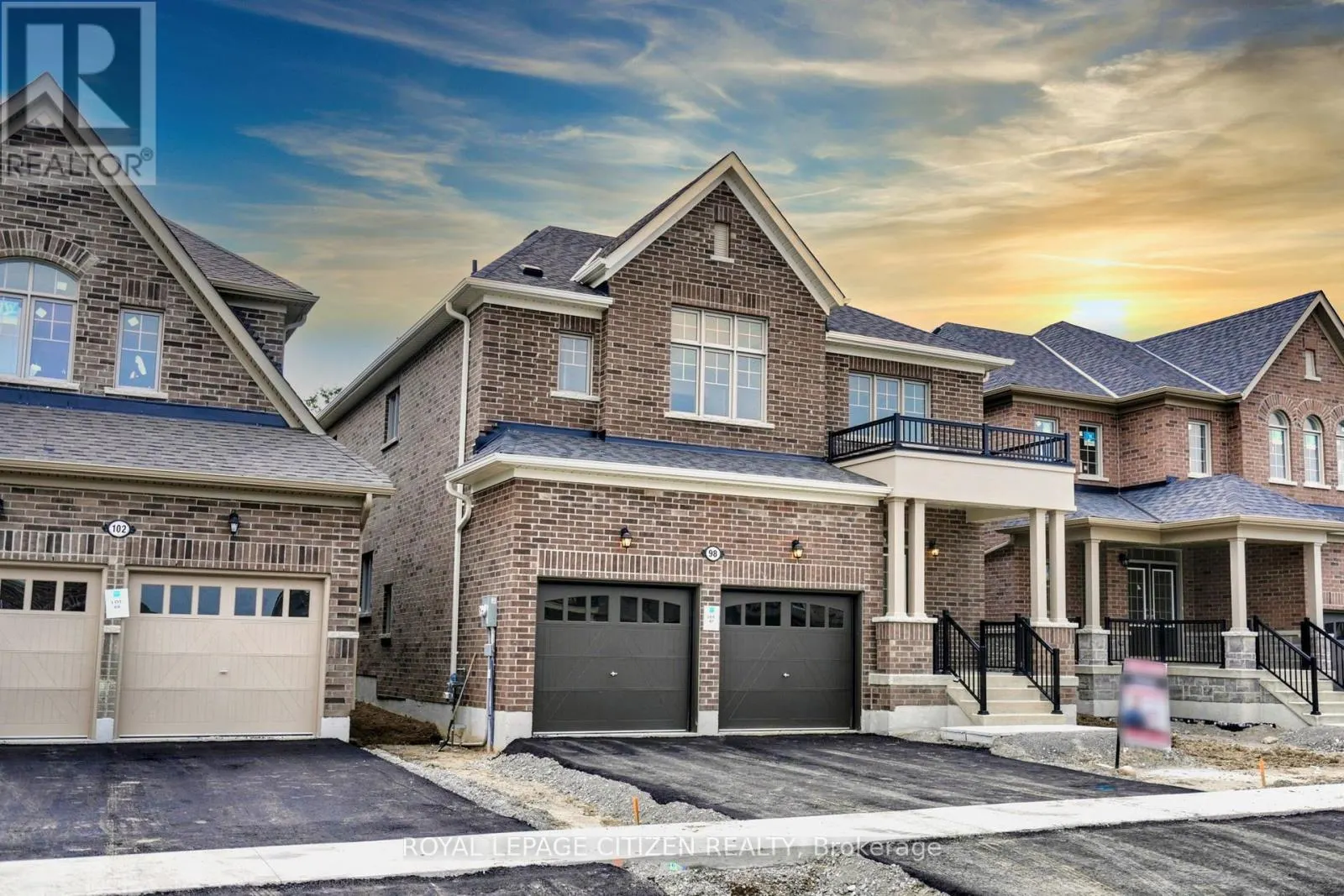 98 NORTH GARDEN BOULEVARD W