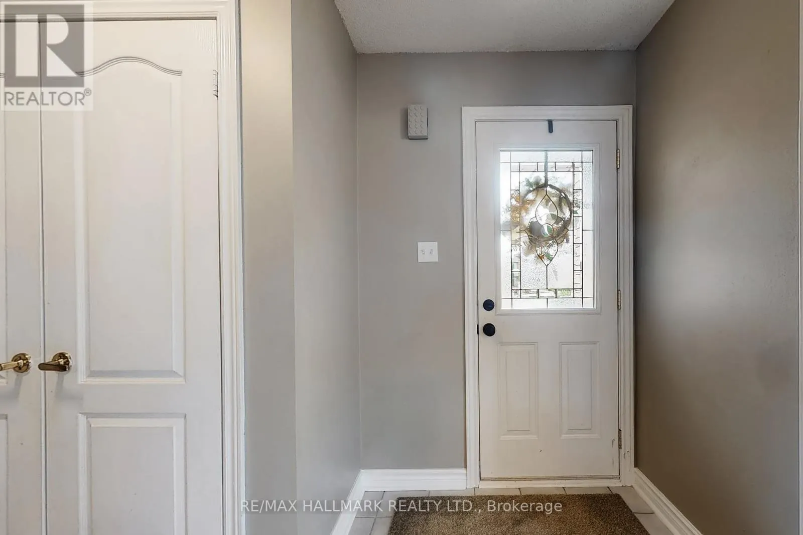 8 STEARNS COURT