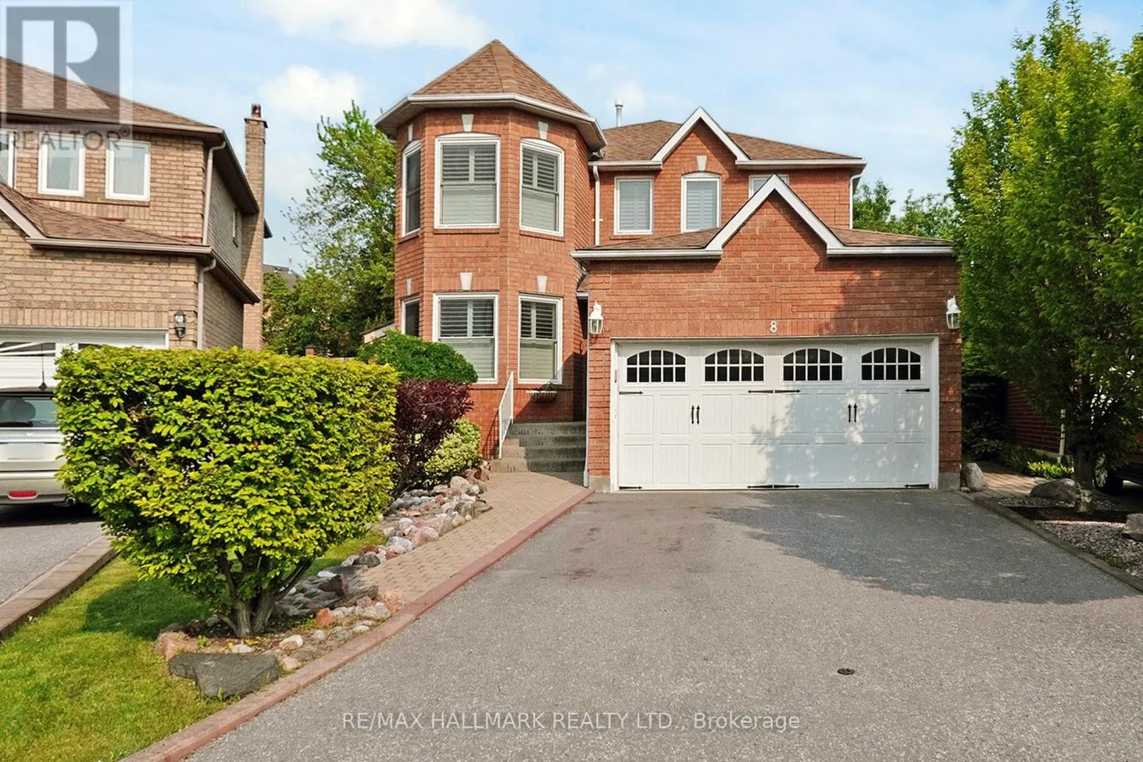 8 STEARNS COURT