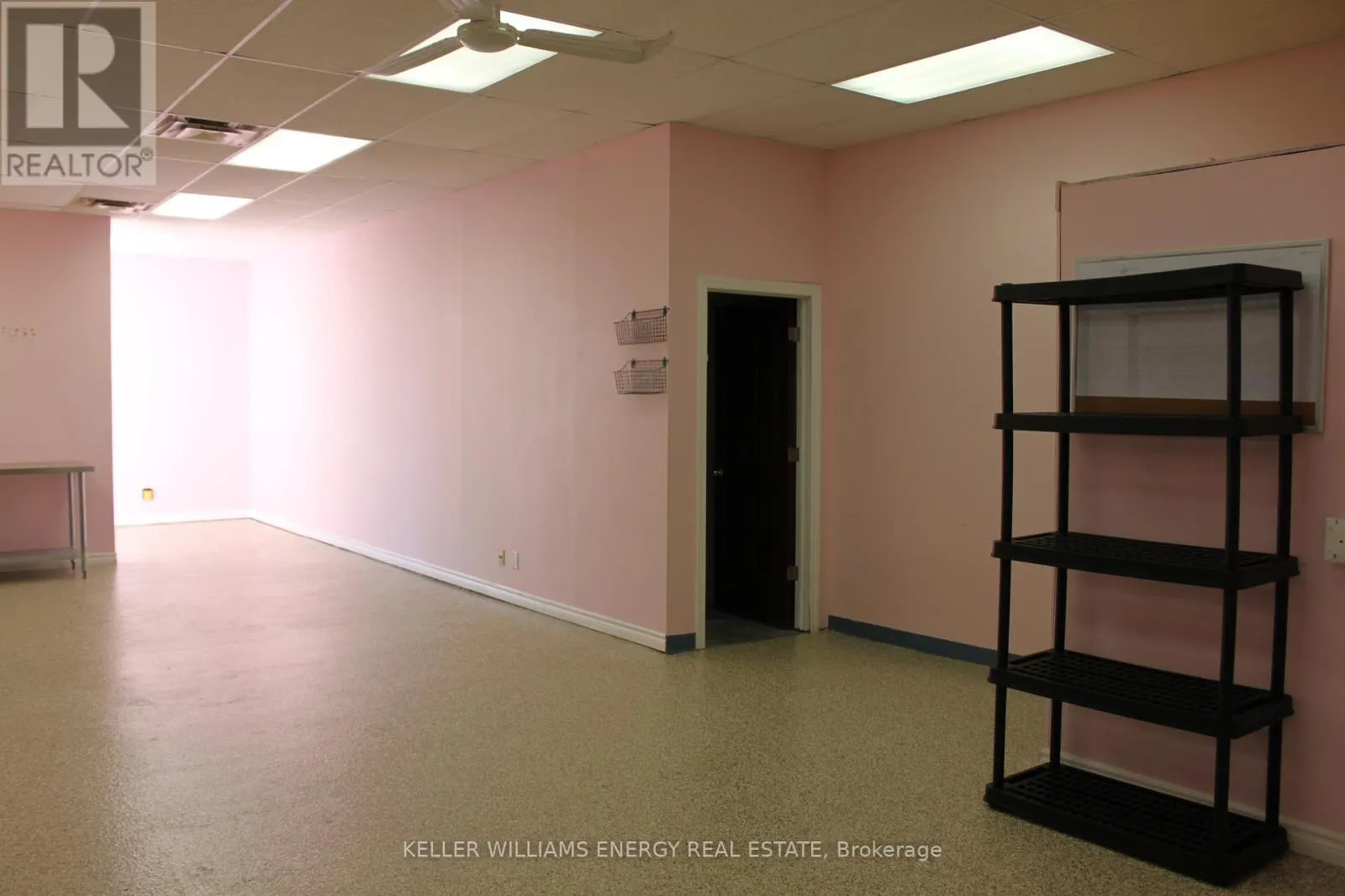 102 - 1143 WENTWORTH STREET W, #102