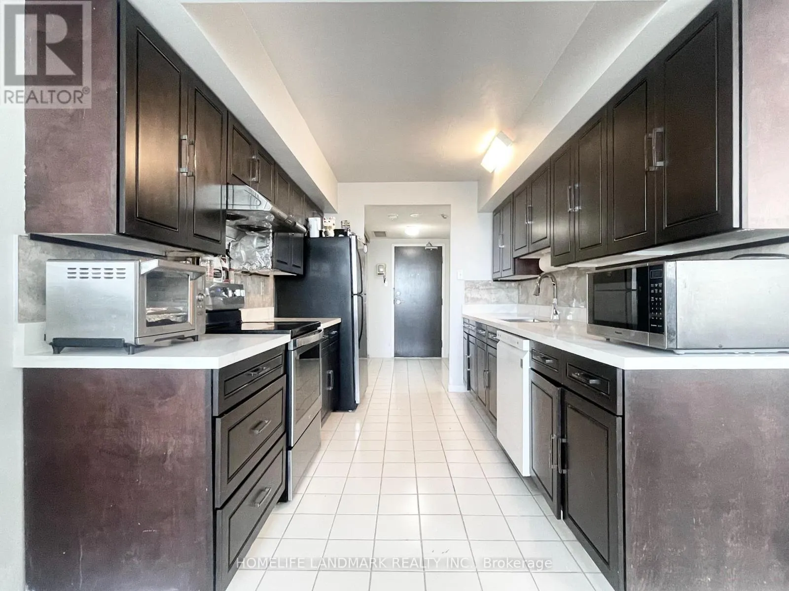 703 - 4725 SHEPPARD AVENUE E