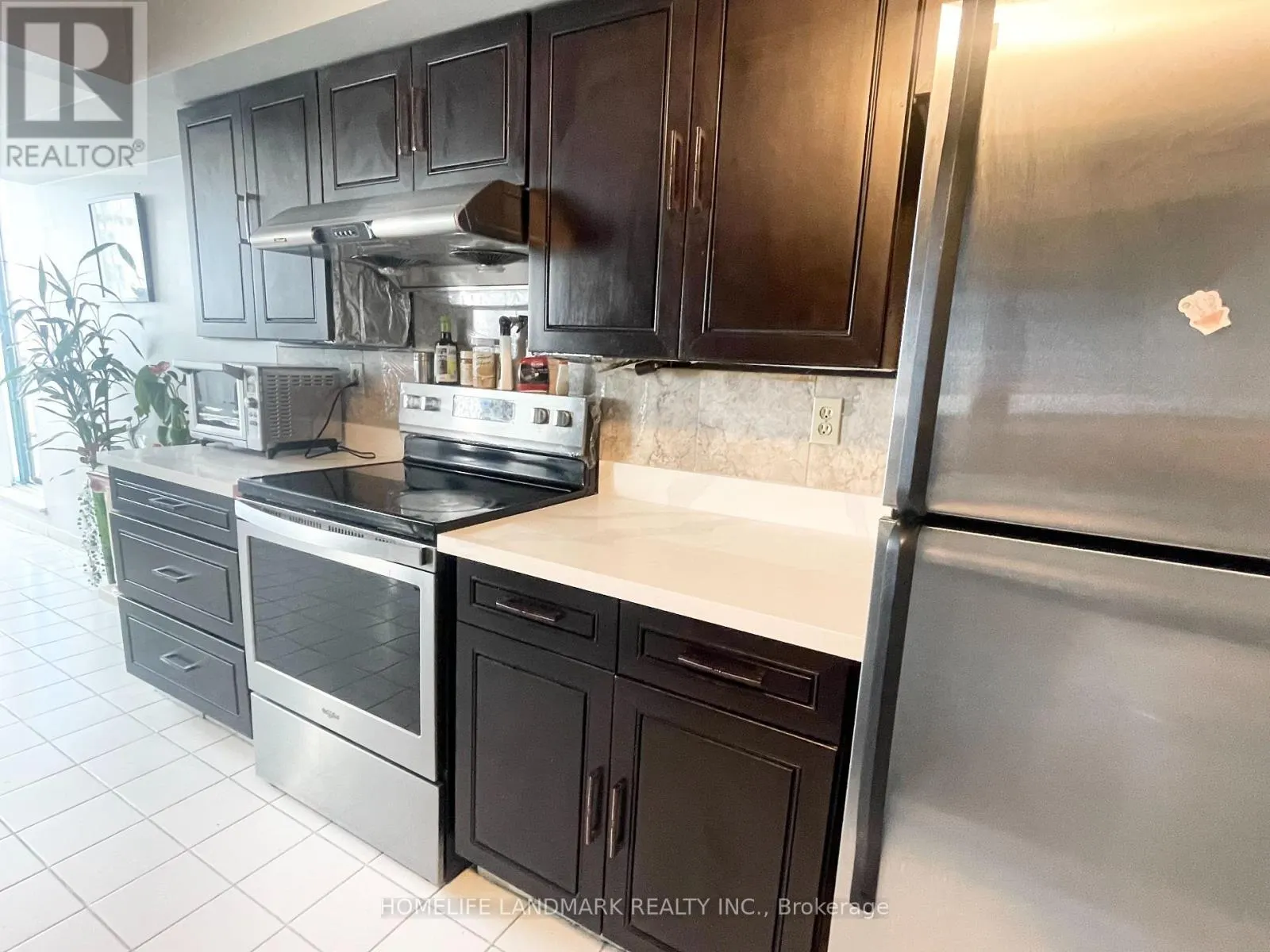 703 - 4725 SHEPPARD AVENUE E