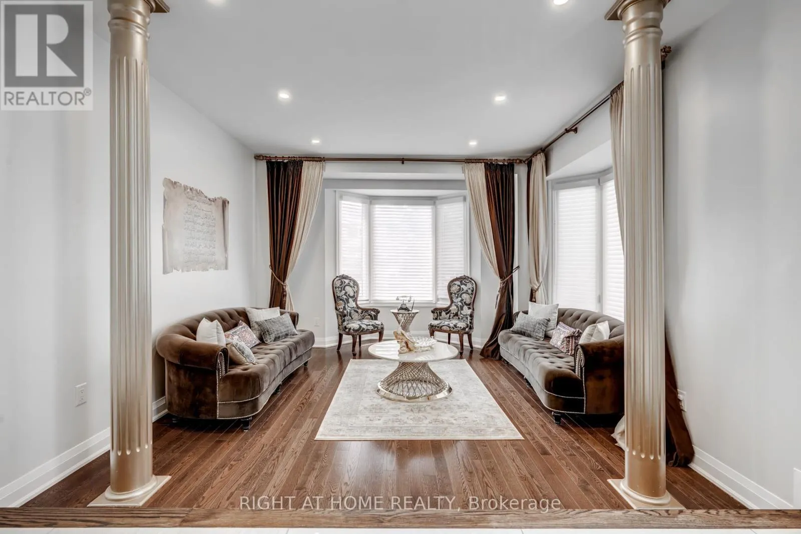 35 SAYOR DRIVE