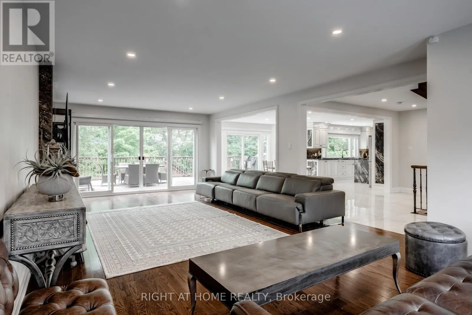 35 SAYOR DRIVE