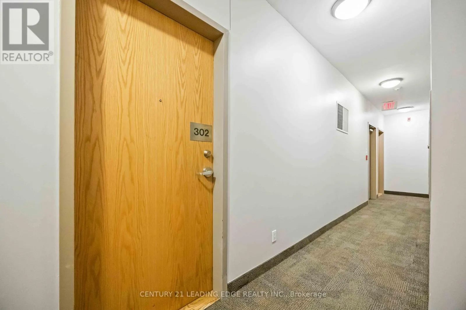 302 - 44 BOND STREET W