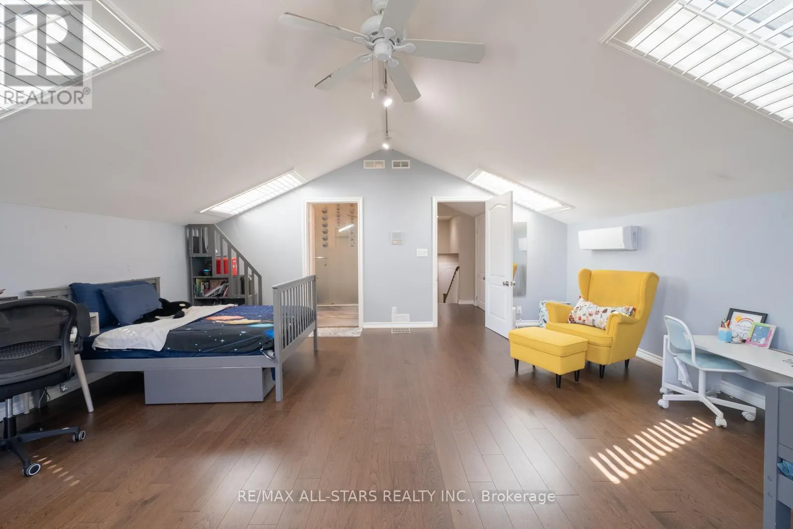 64 WOODBRIDGE CIRCLE