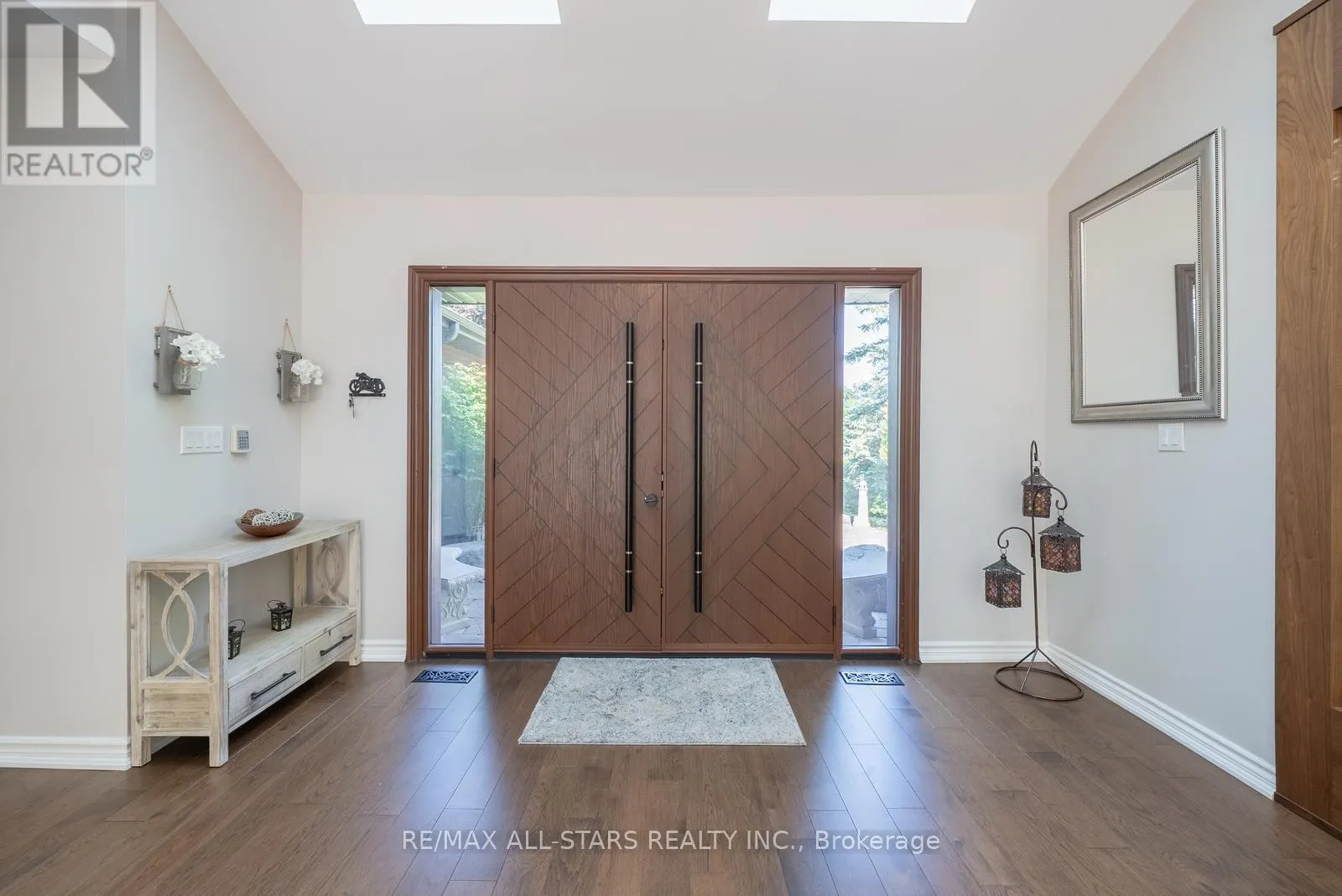 64 WOODBRIDGE CIRCLE