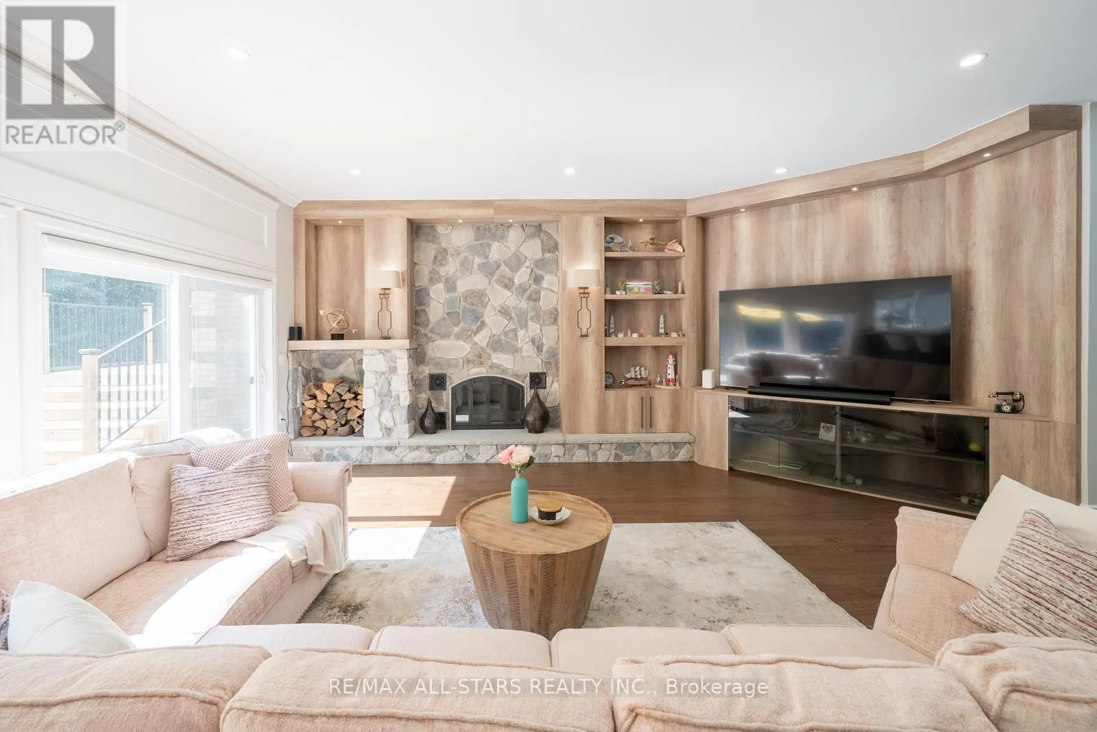 64 WOODBRIDGE CIRCLE