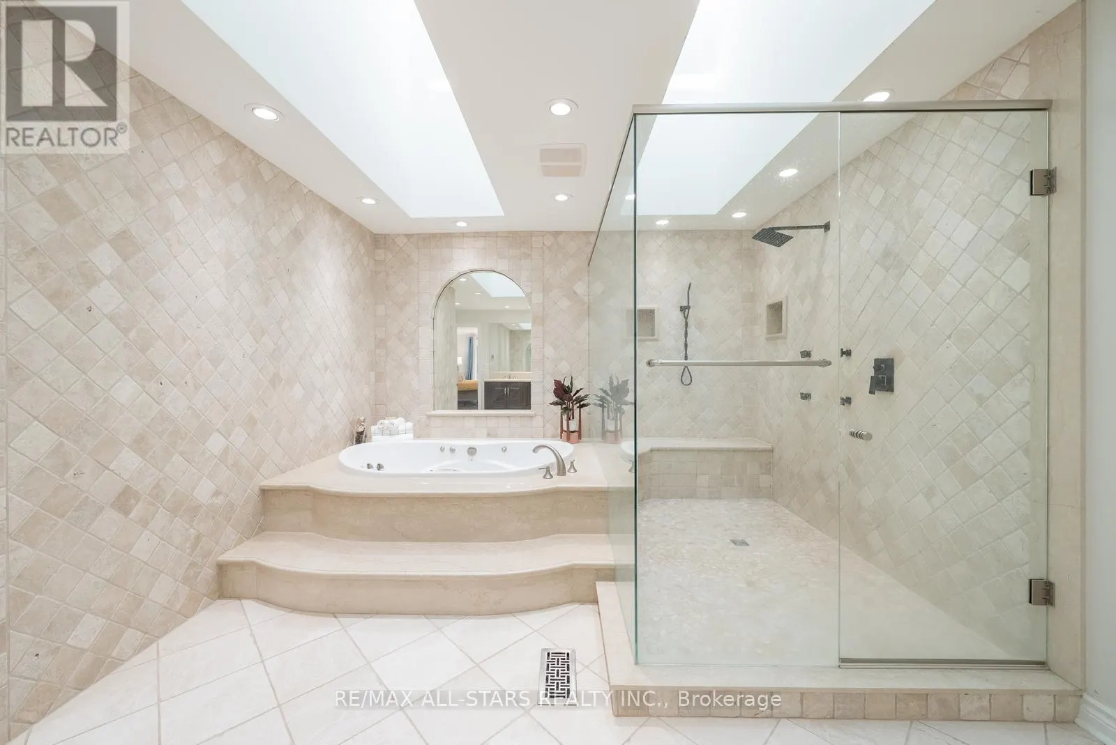 64 WOODBRIDGE CIRCLE