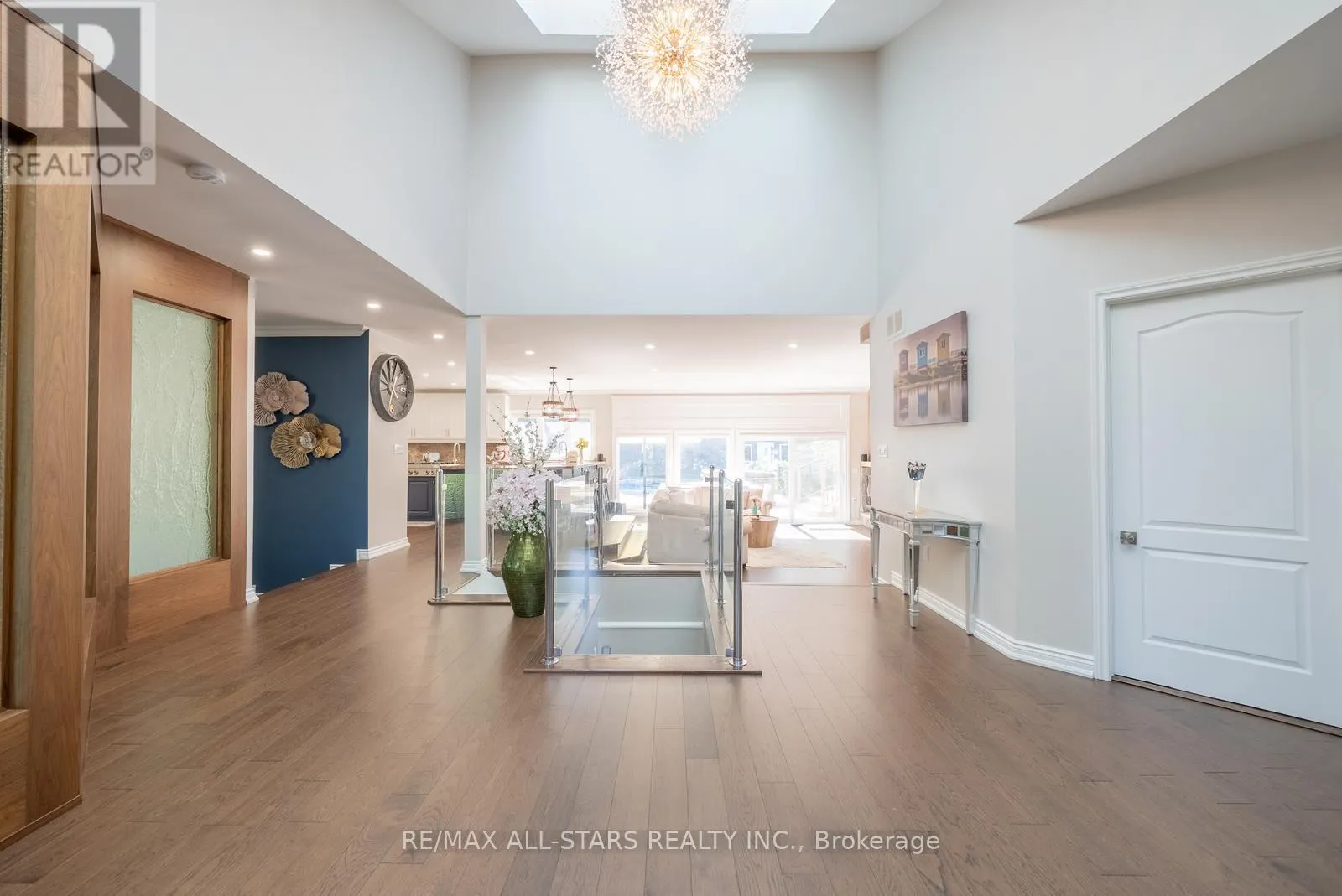 64 WOODBRIDGE CIRCLE