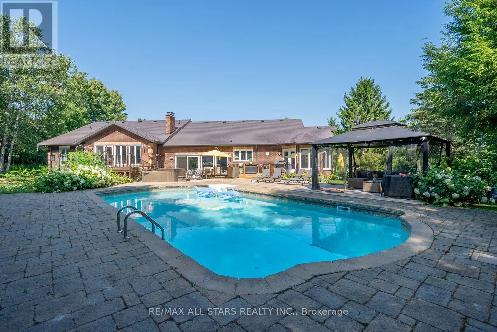 64 WOODBRIDGE CIRCLE