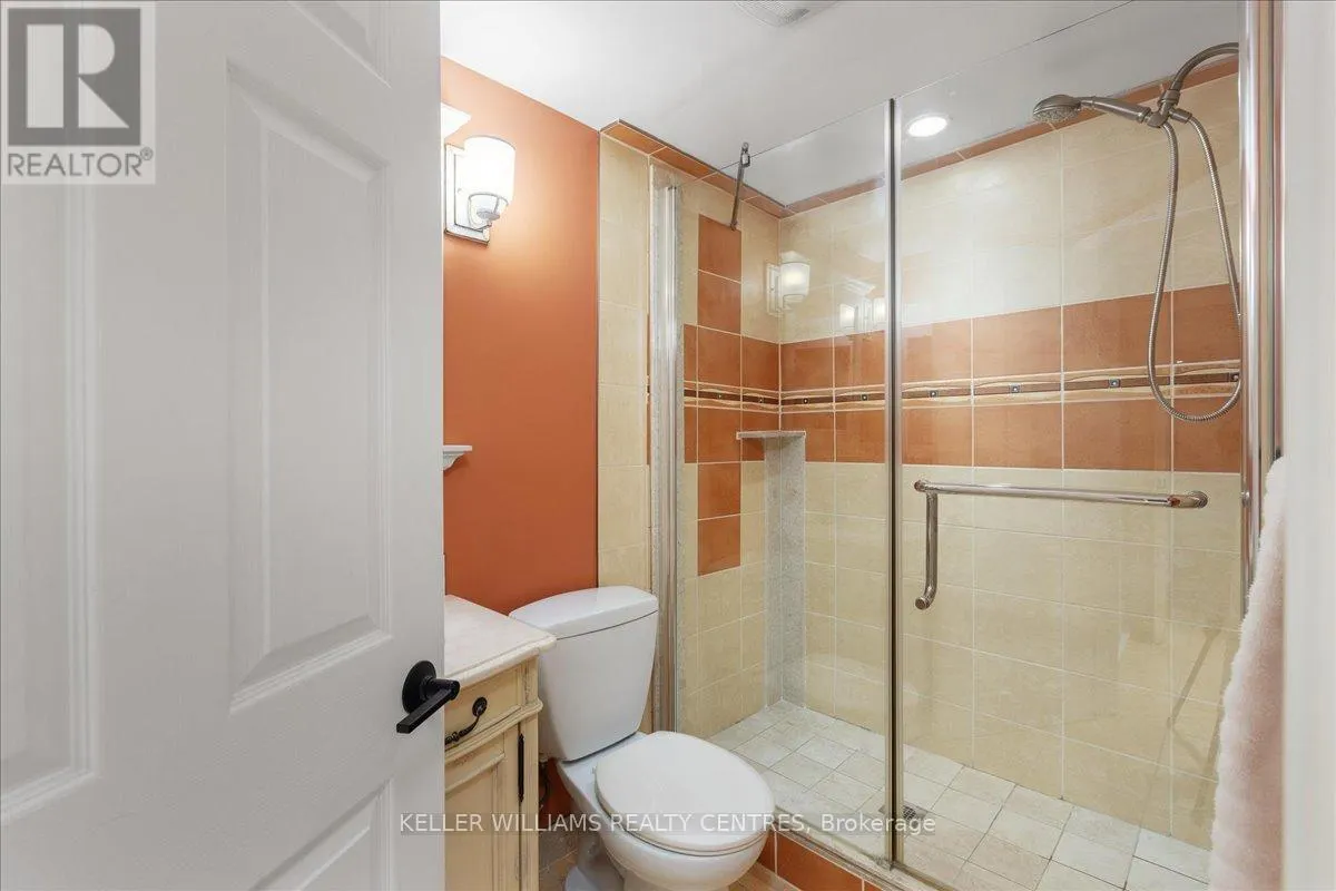 875 KNOTWOOD COURT