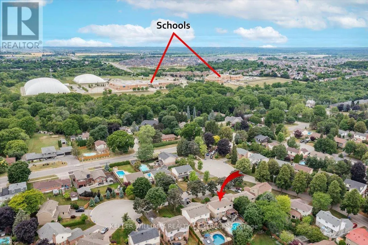 875 KNOTWOOD COURT