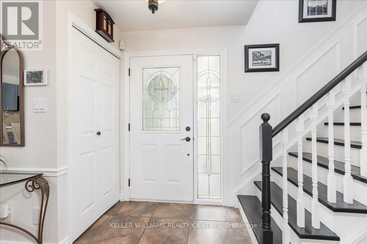 875 KNOTWOOD COURT