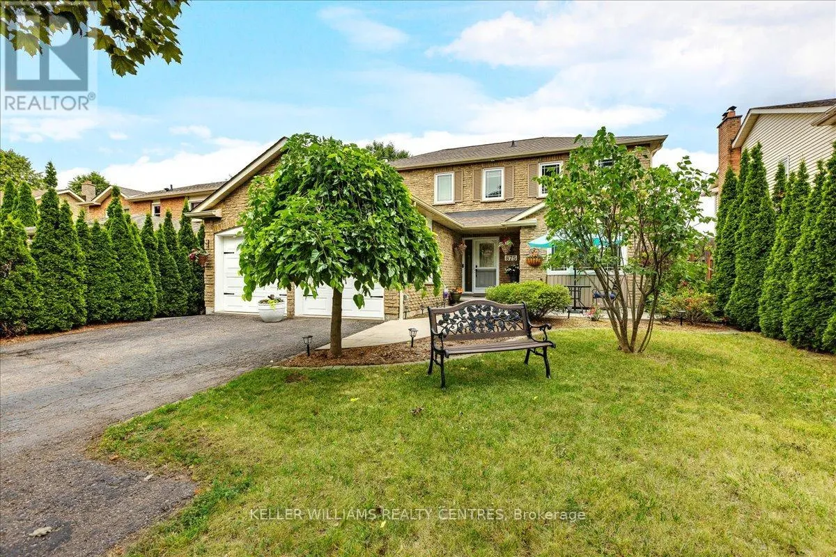 875 KNOTWOOD COURT