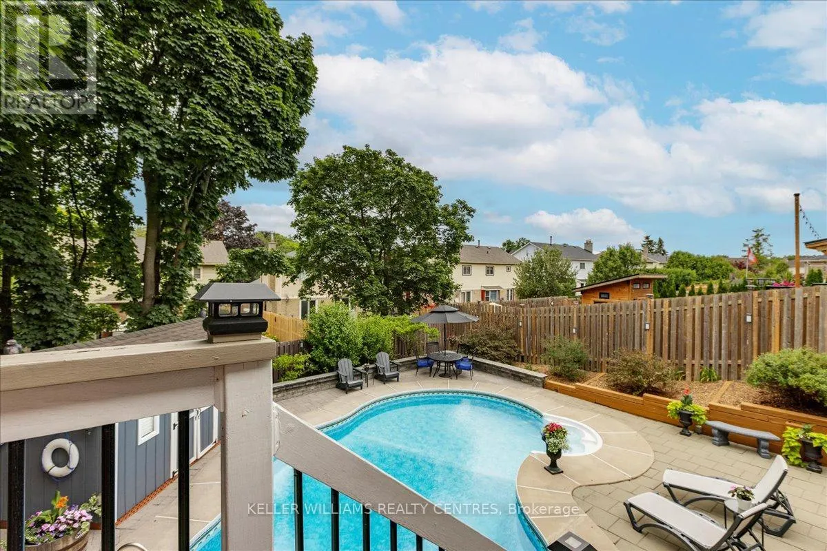 875 KNOTWOOD COURT
