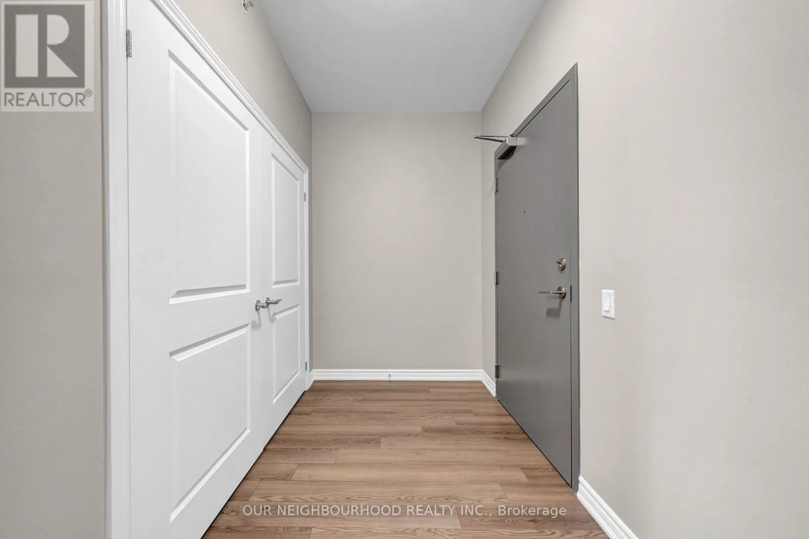 402 - 109 KING AVENUE E, #402