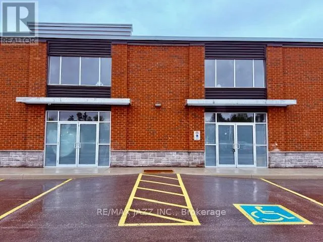 11 - 472 TAUNTON ROAD W, #11