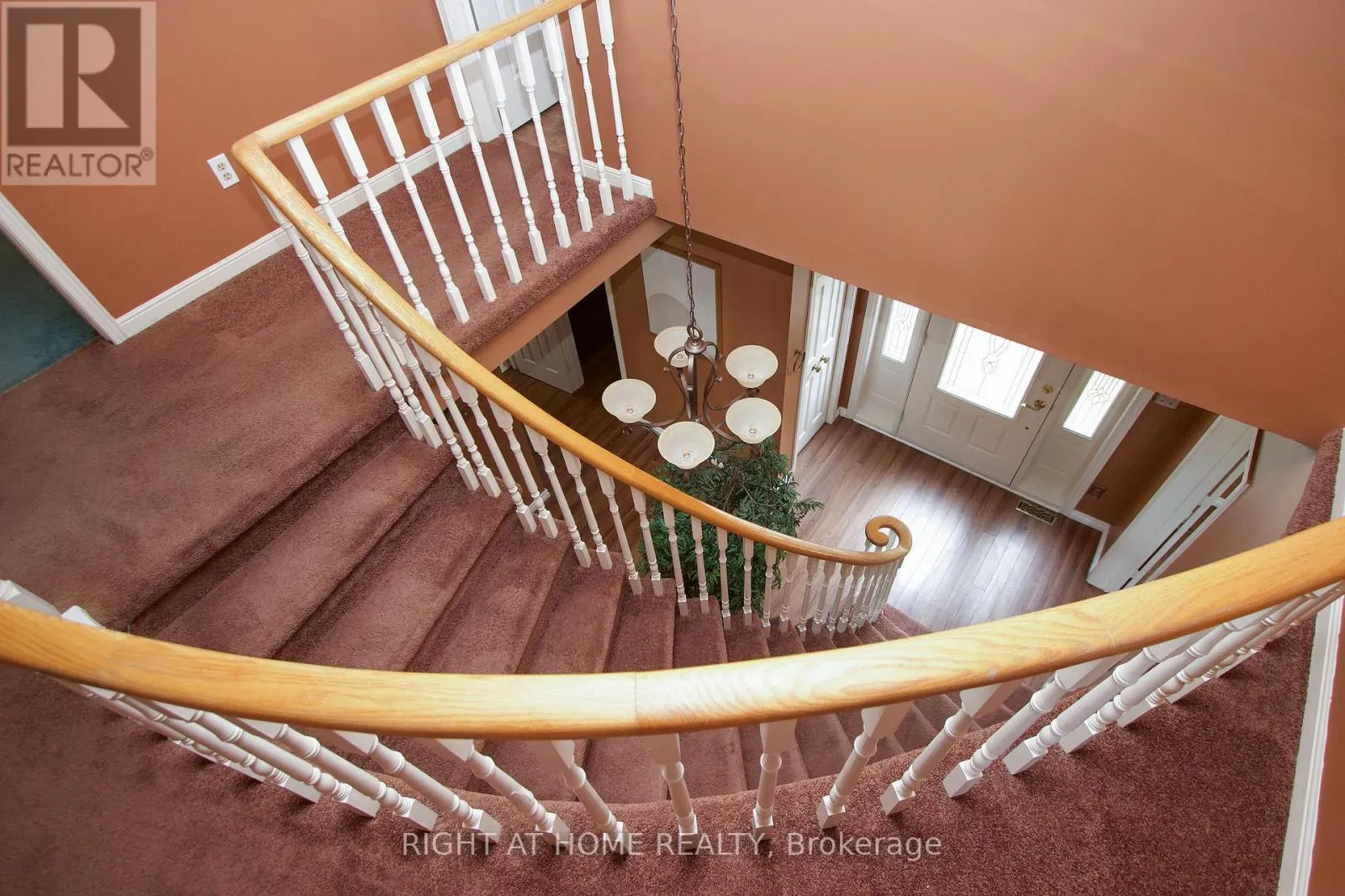 102 HIALEAH CRESCENT