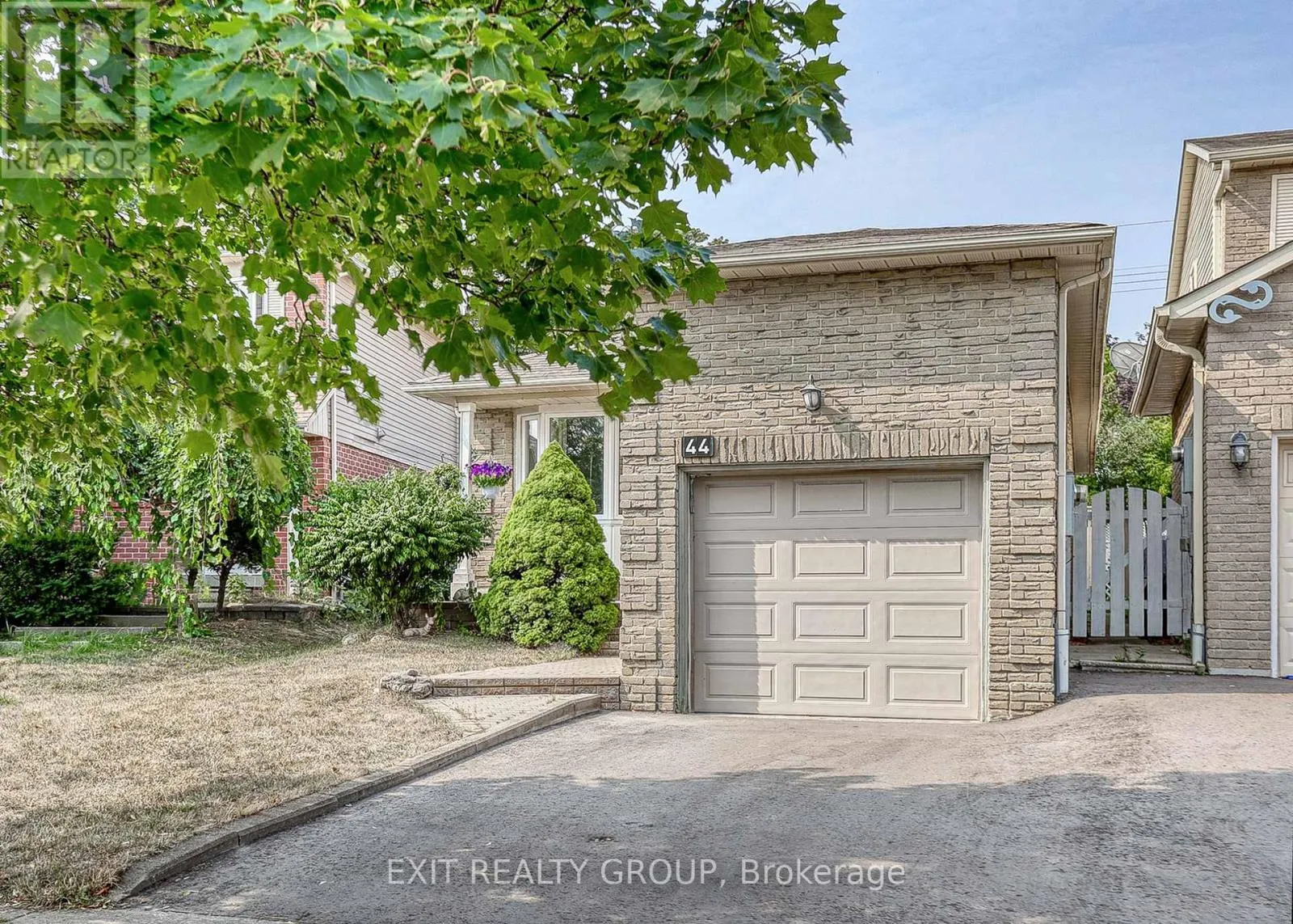 44 ANGUS DRIVE