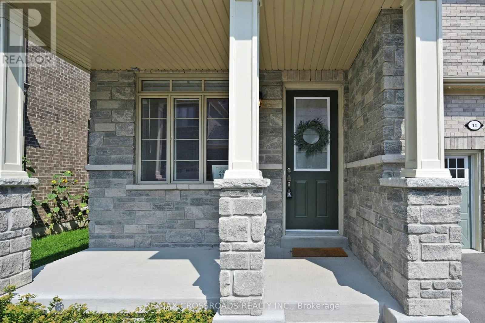 11 CORNELIUS LANE