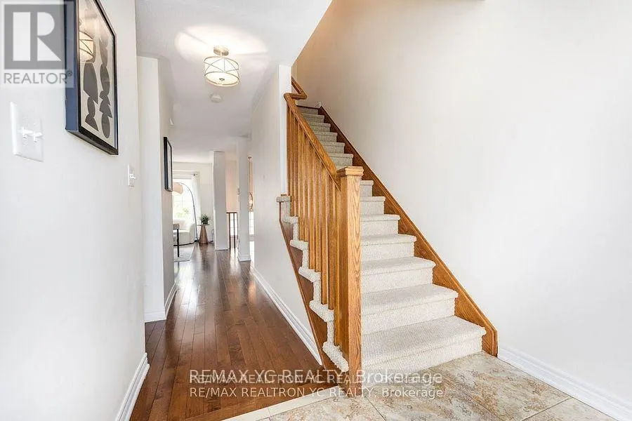 11 REEVESMERE LANE
