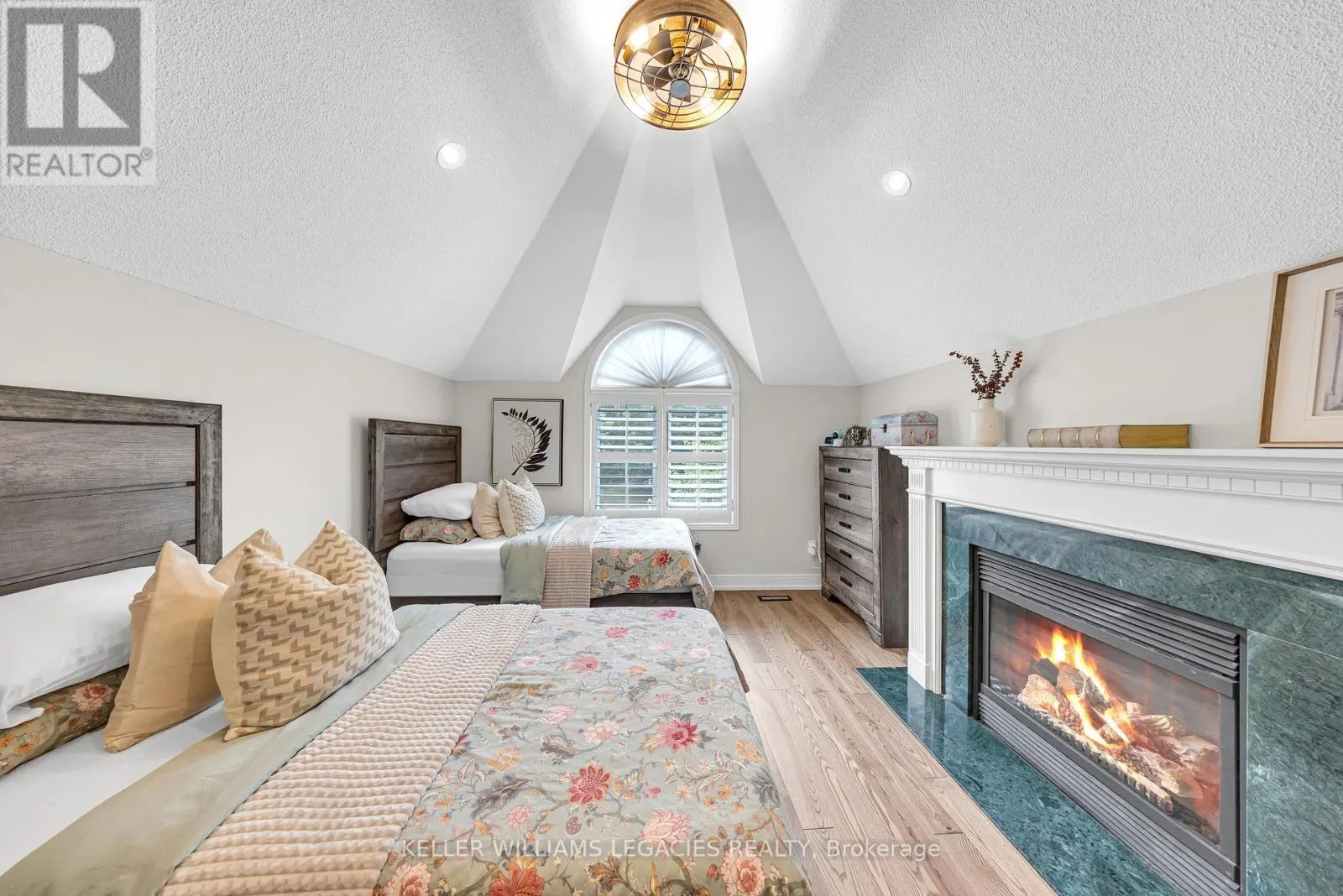 43 ALLAYDEN DRIVE