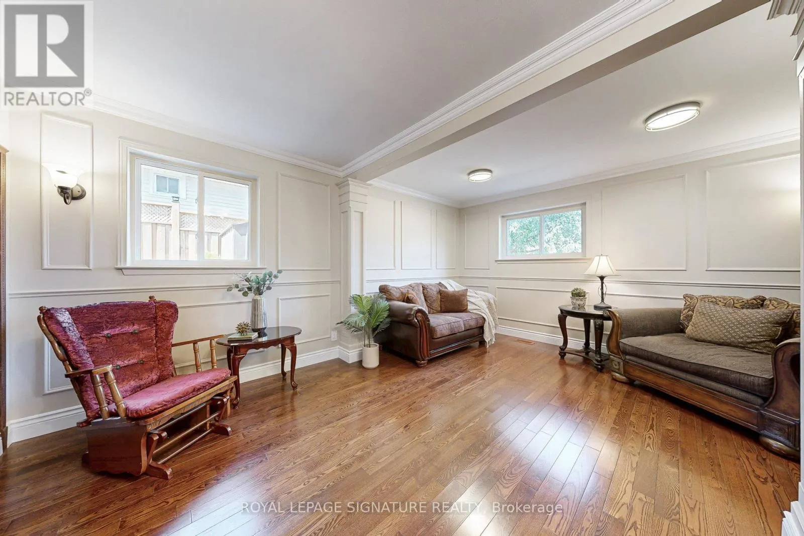 867 ANTONIO STREET