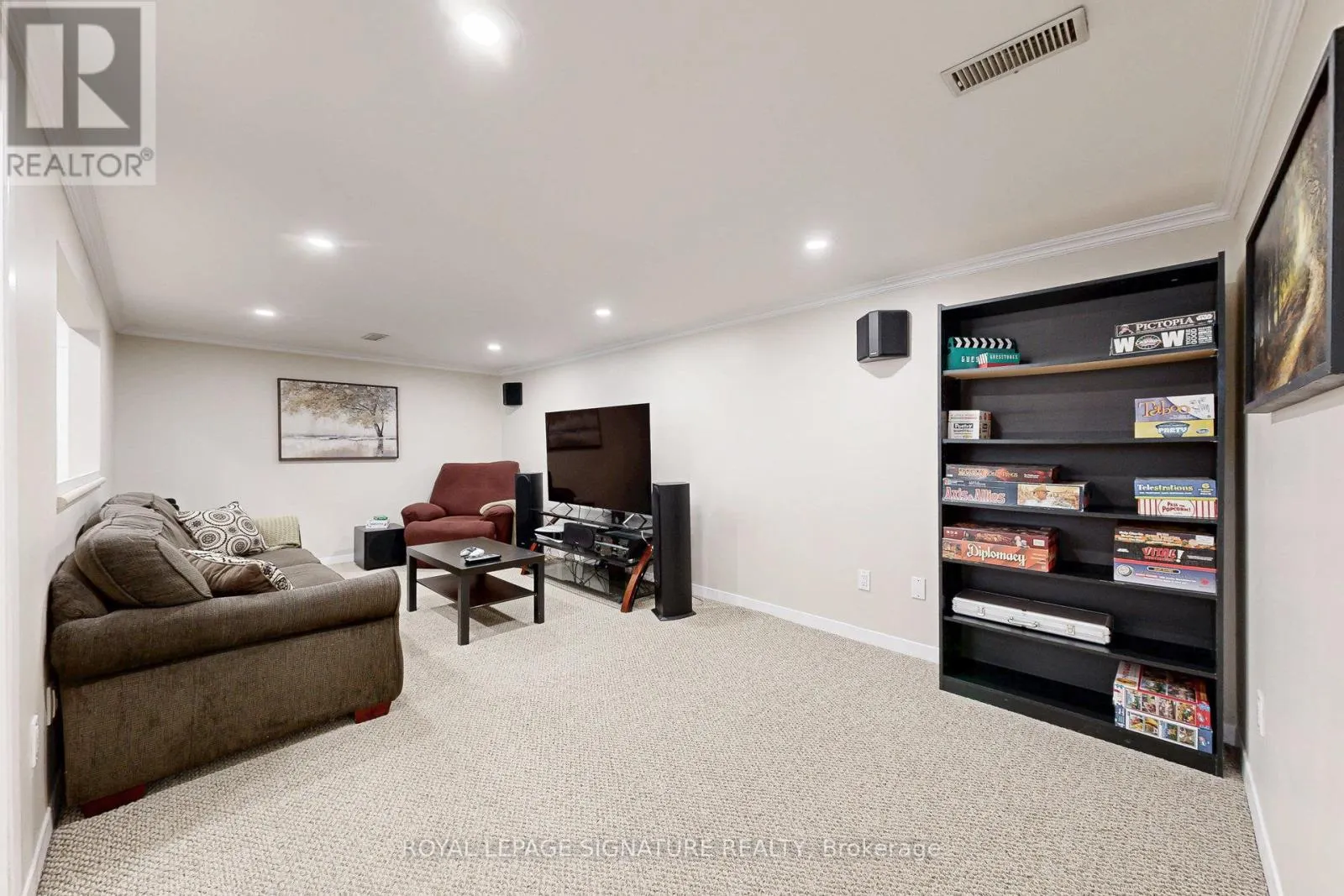 867 ANTONIO STREET