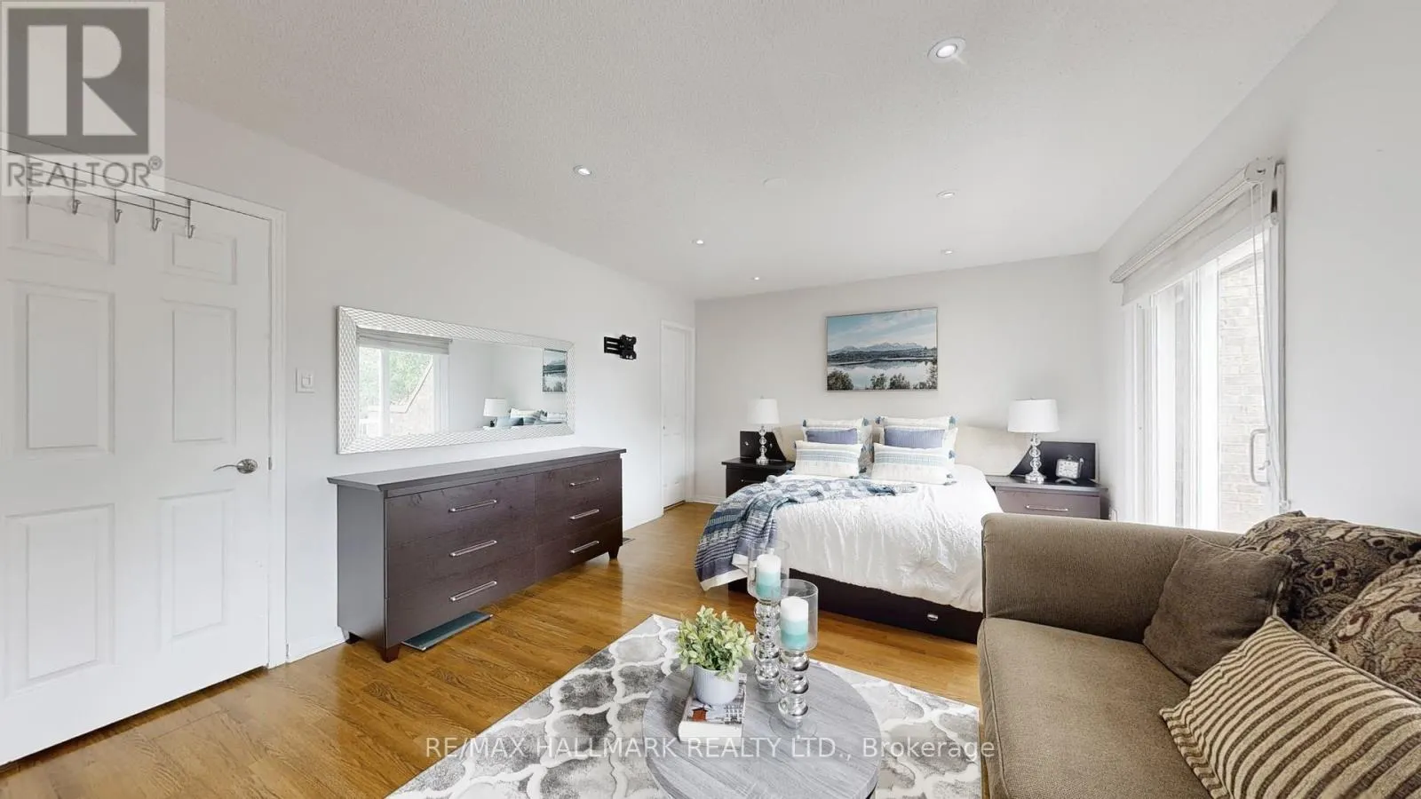5 ECCLESFIELD DRIVE