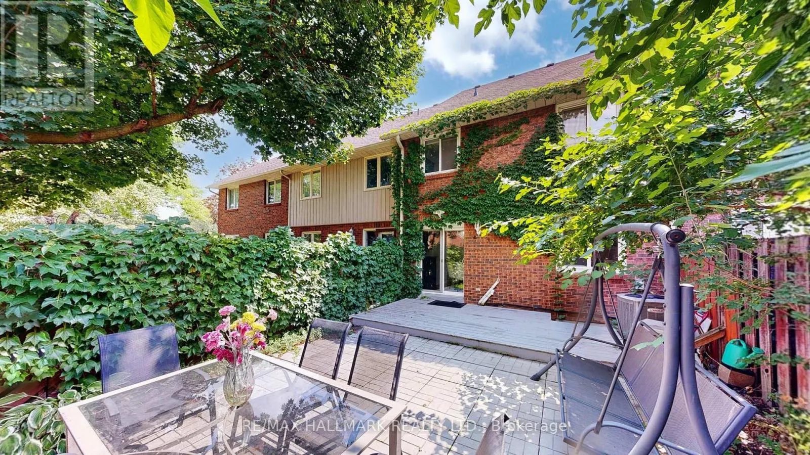 5 ECCLESFIELD DRIVE