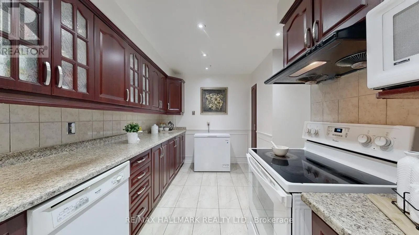 5 ECCLESFIELD DRIVE
