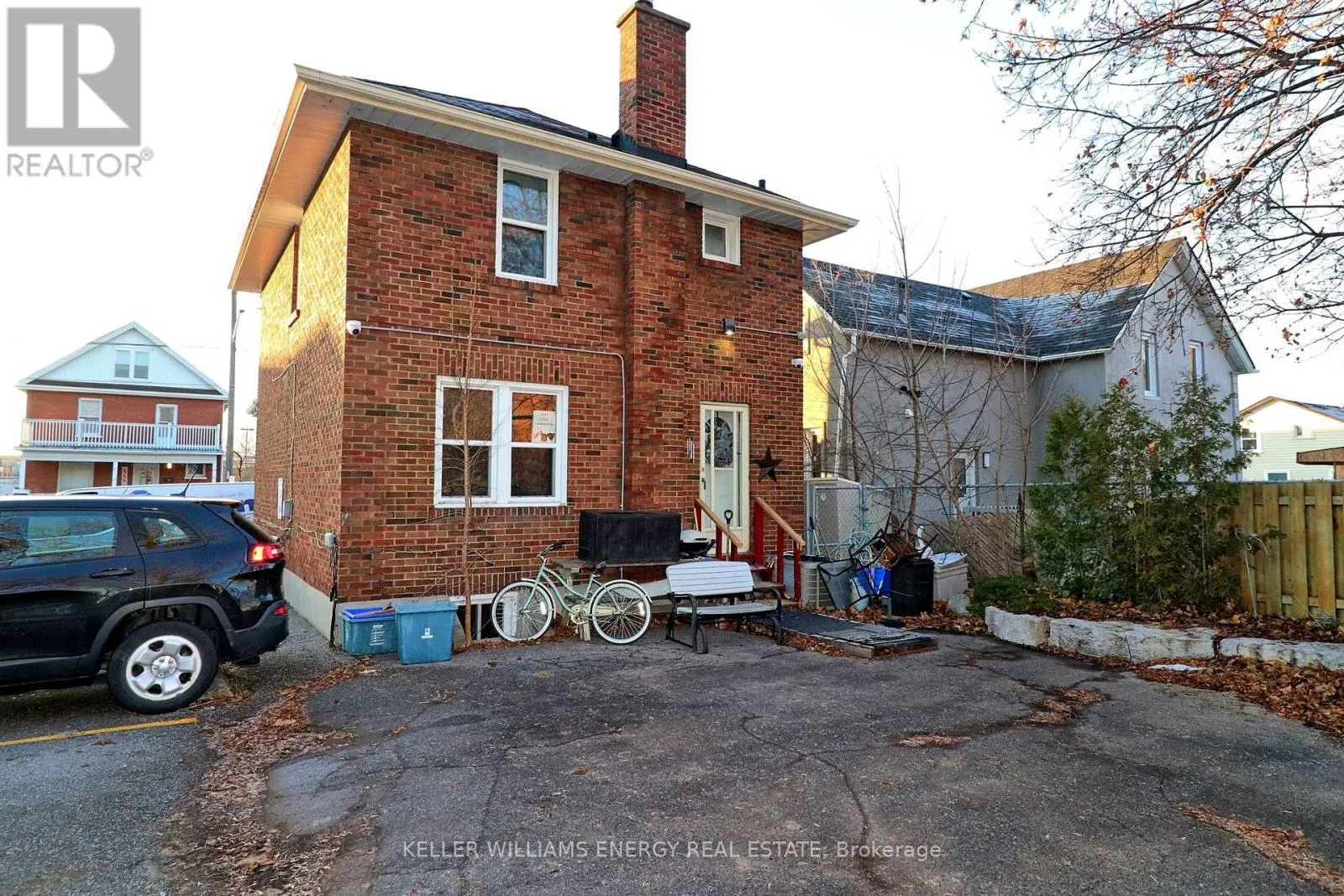 1 - 20 COLBORNE STREET W, #1