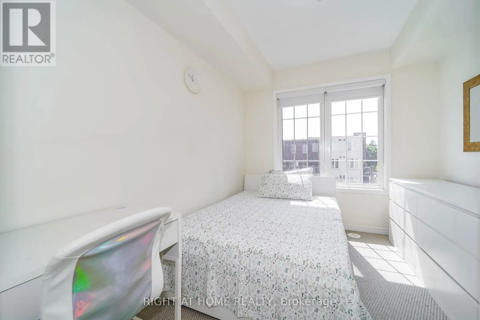 6 - 33 ISLAND ROAD