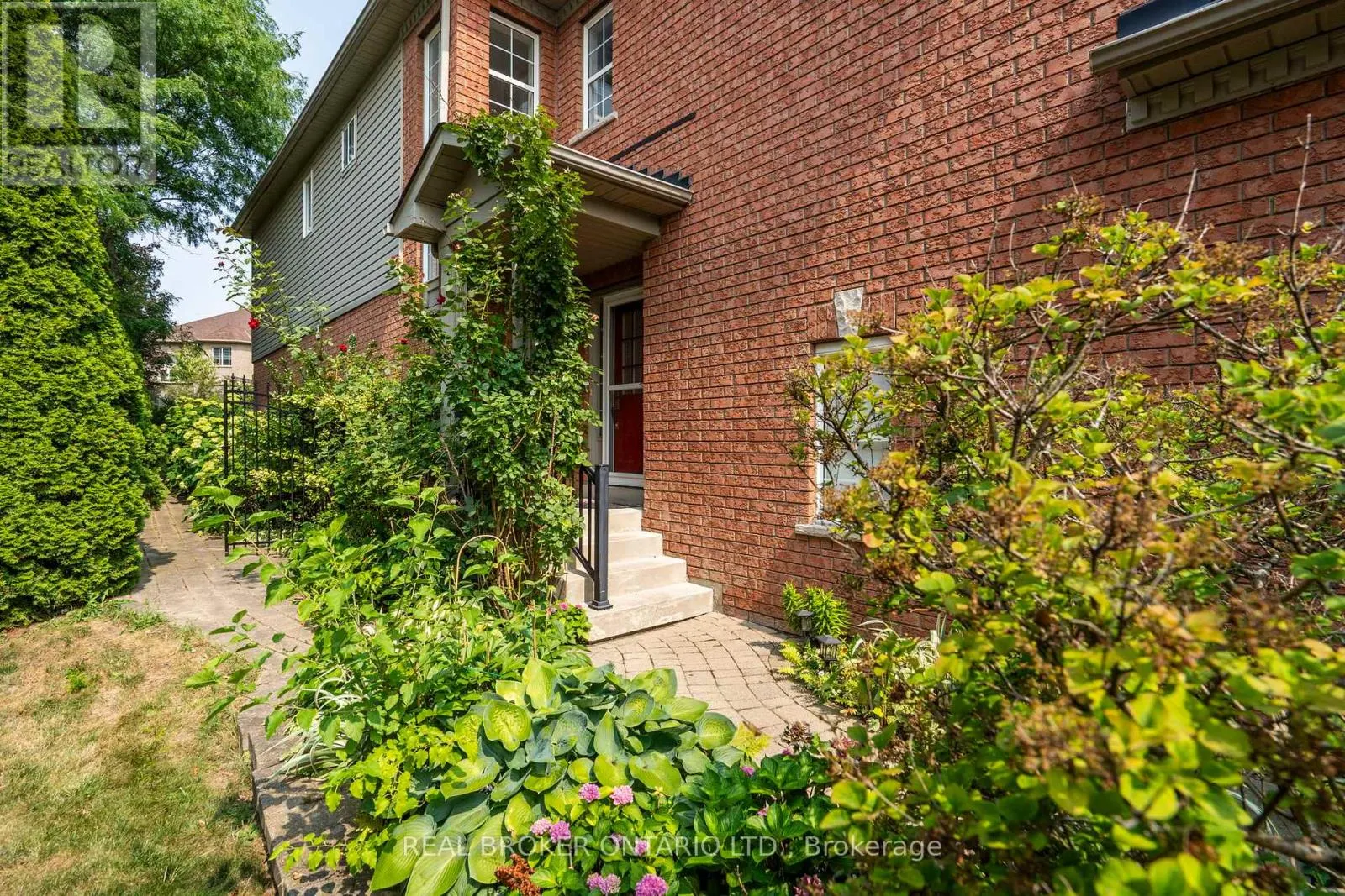 21 SHENANDOAH DRIVE