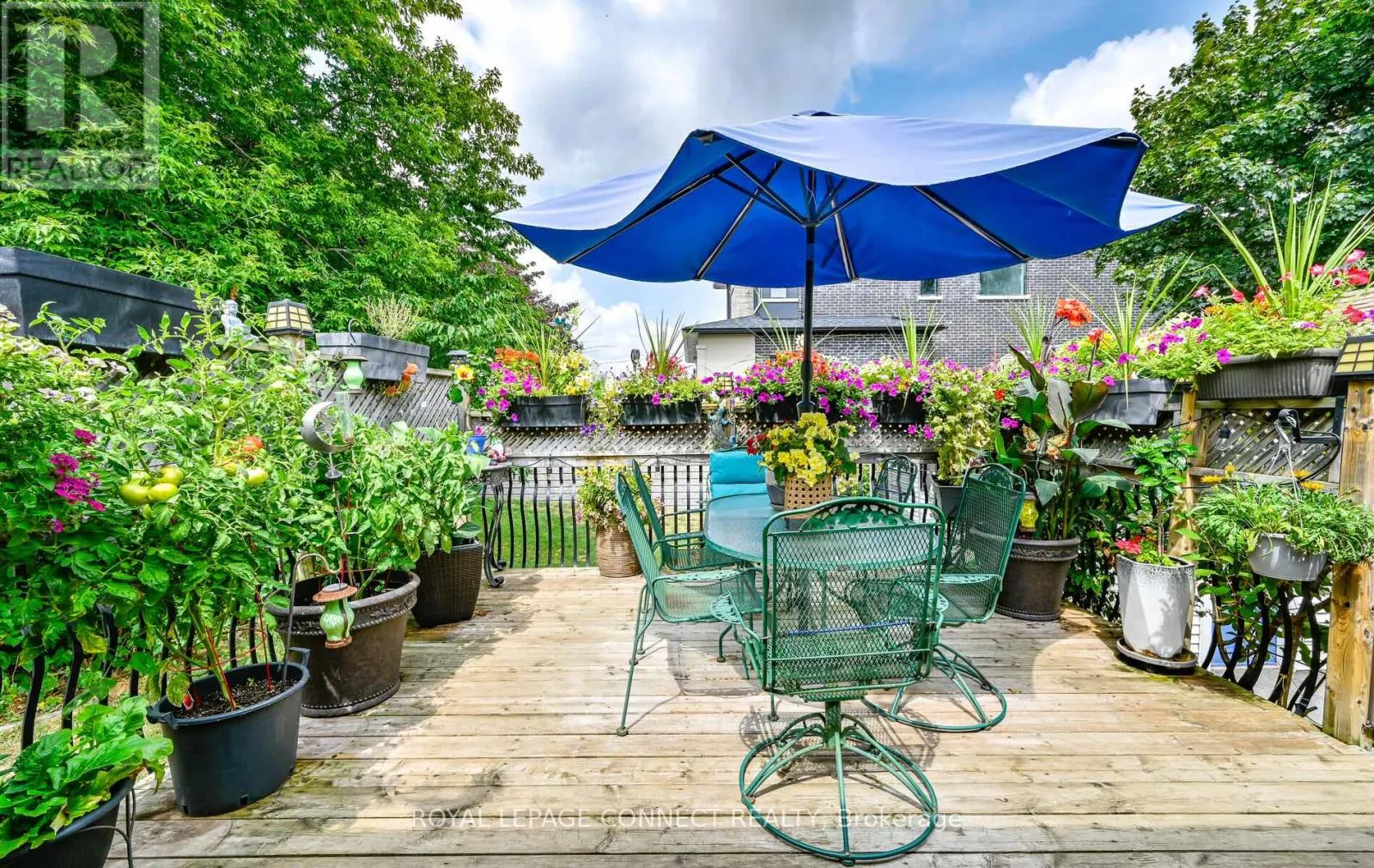 612 MAPLE STREET W