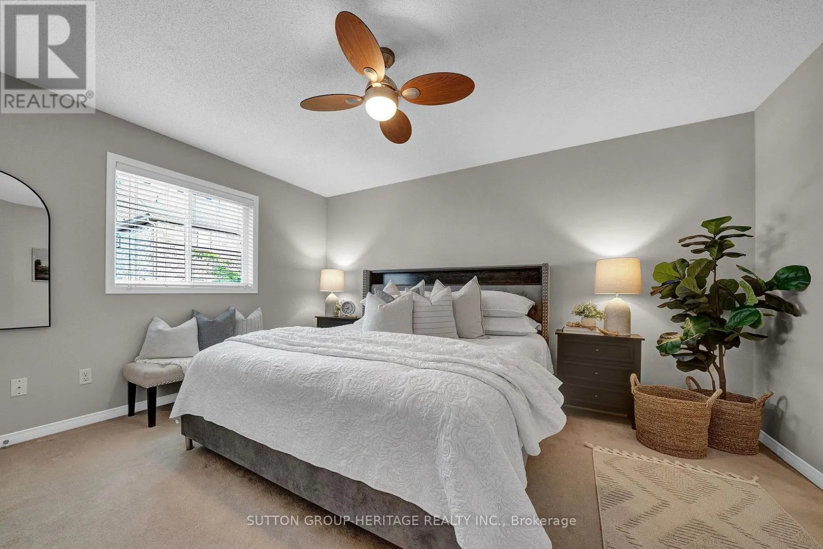 38 - 460 WOODMOUNT DRIVE