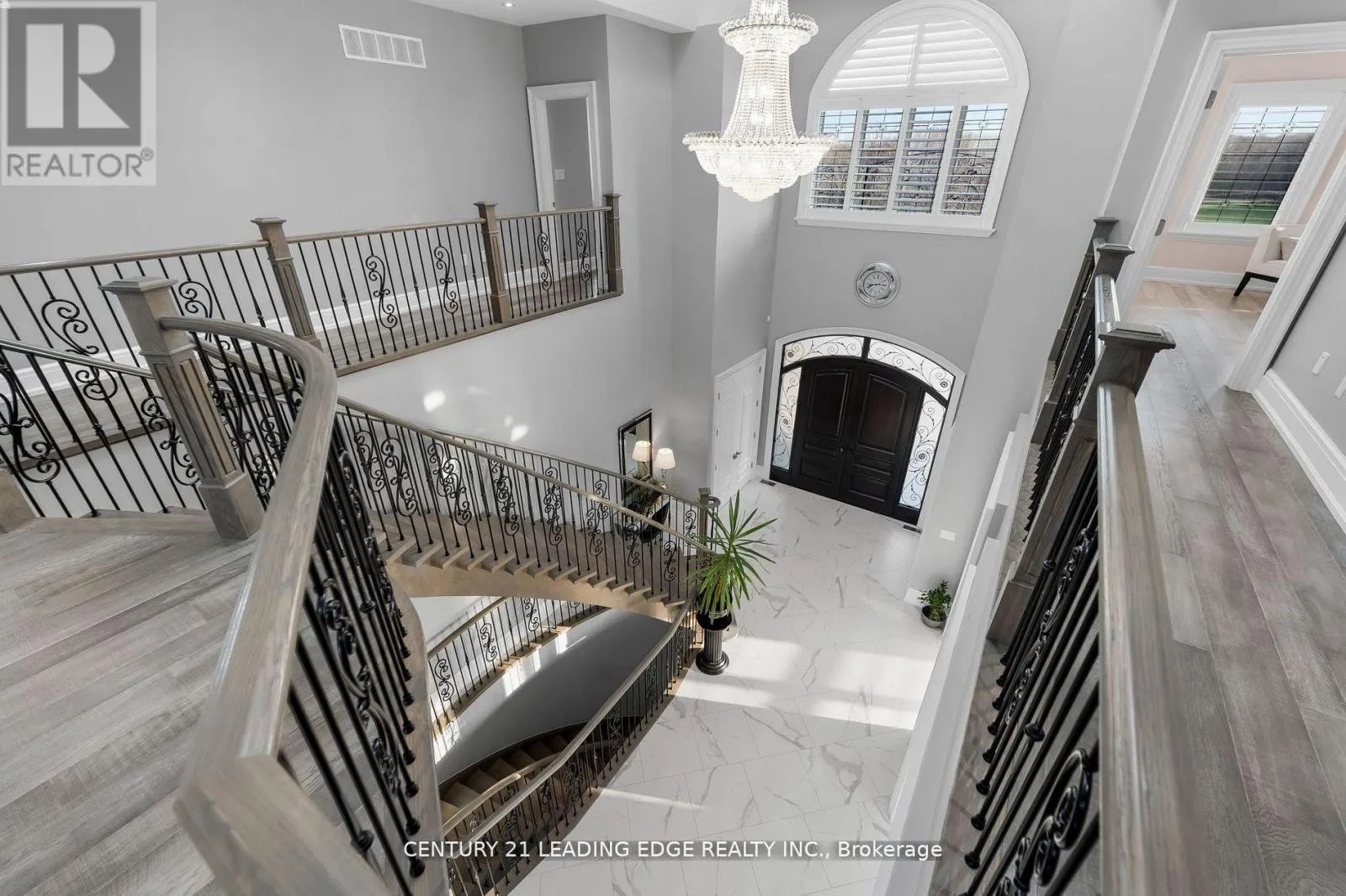 690 VIEW LAKE ROAD