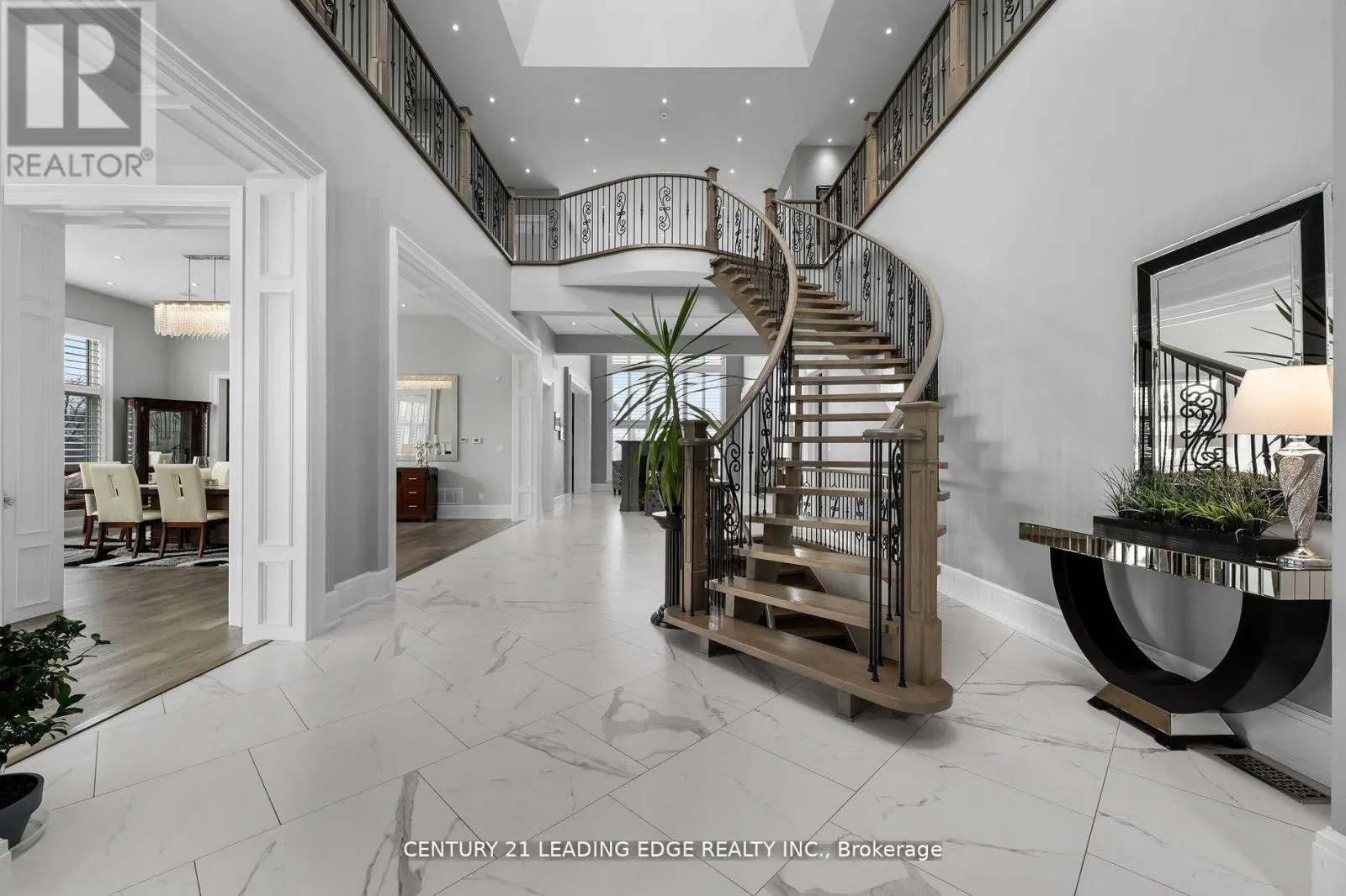 690 VIEW LAKE ROAD