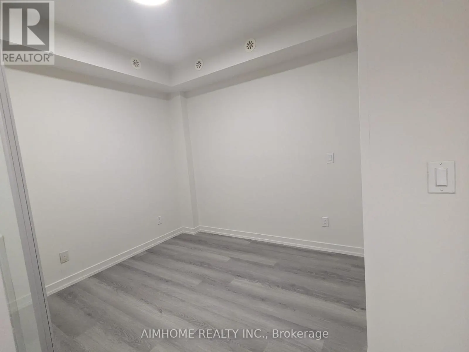40 - 140 BROADVIEW AVENUE