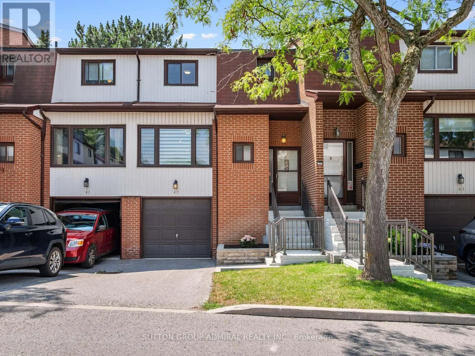 42 - 765 OKLAHOMA DRIVE